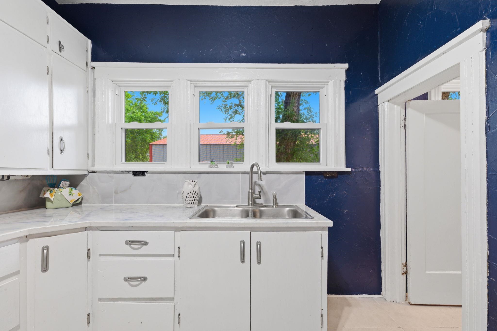315 S Somerset Street Norwich KS 67118