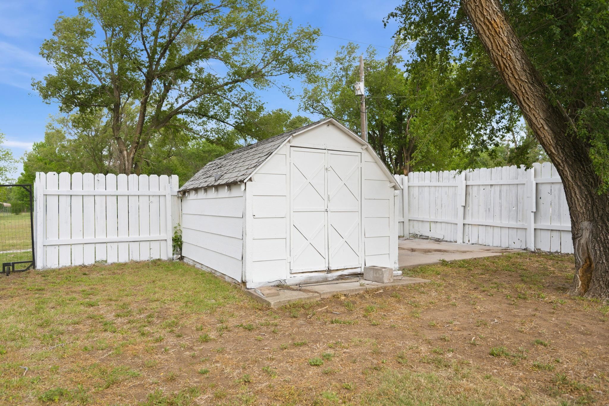 315 S Somerset Street Norwich KS 67118