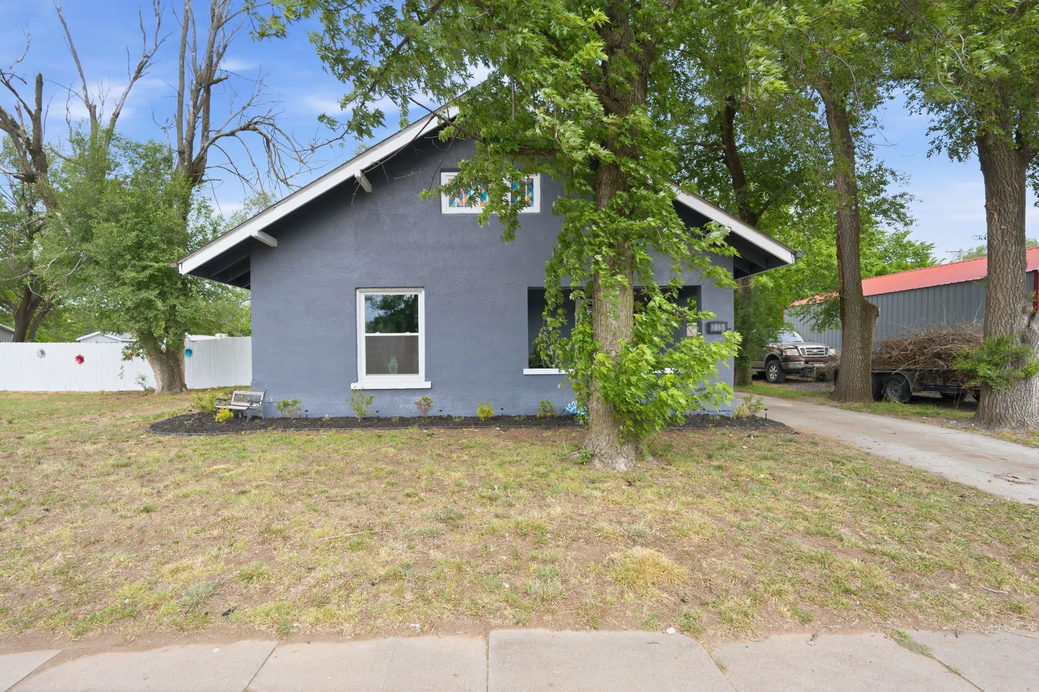 315 S Somerset Street Norwich KS 67118