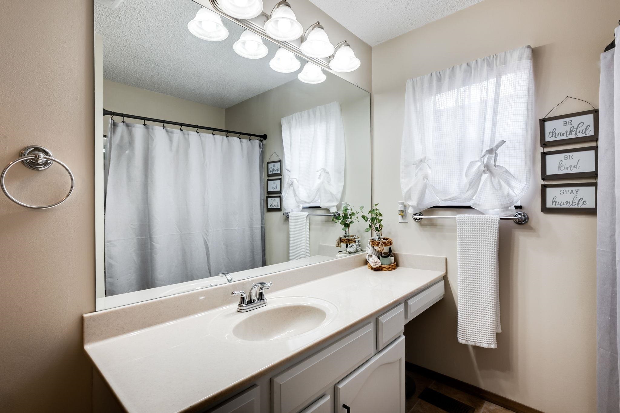 3 Huntington Road Augusta KS 67010