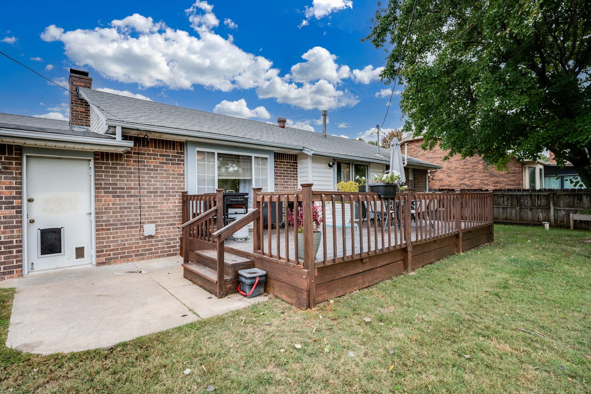 3 Huntington Road Augusta KS 67010