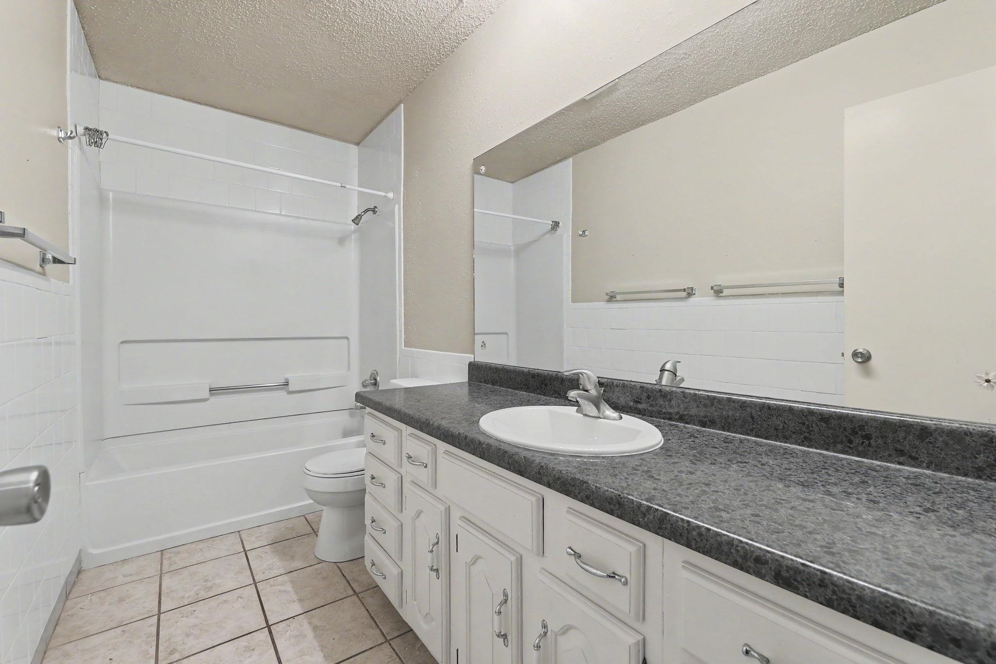 8704 E Lockmoor Wichita KS 67207
