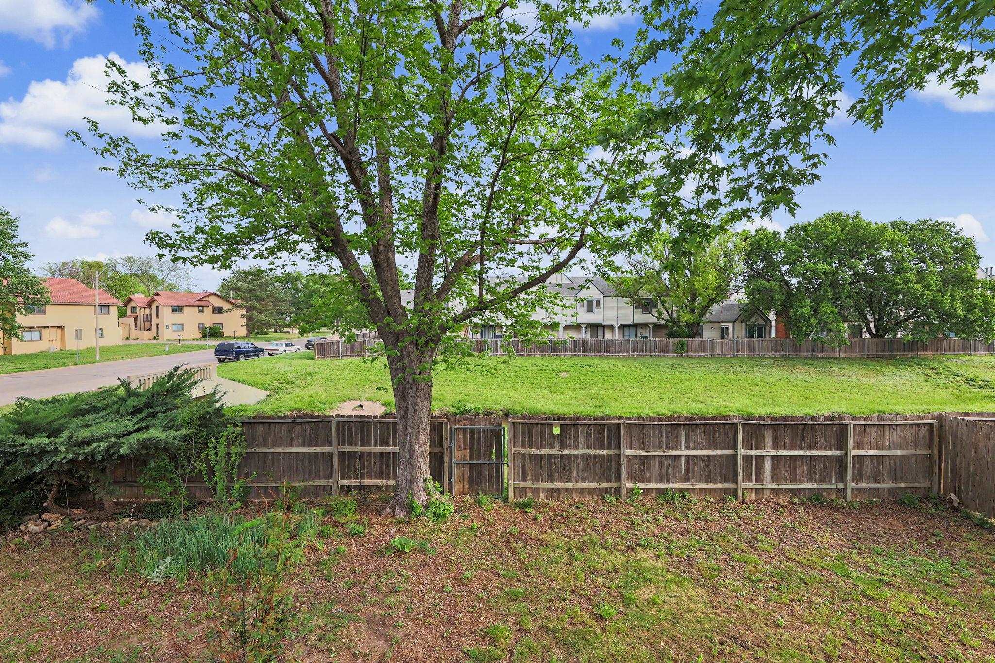 8704 E Lockmoor Wichita KS 67207