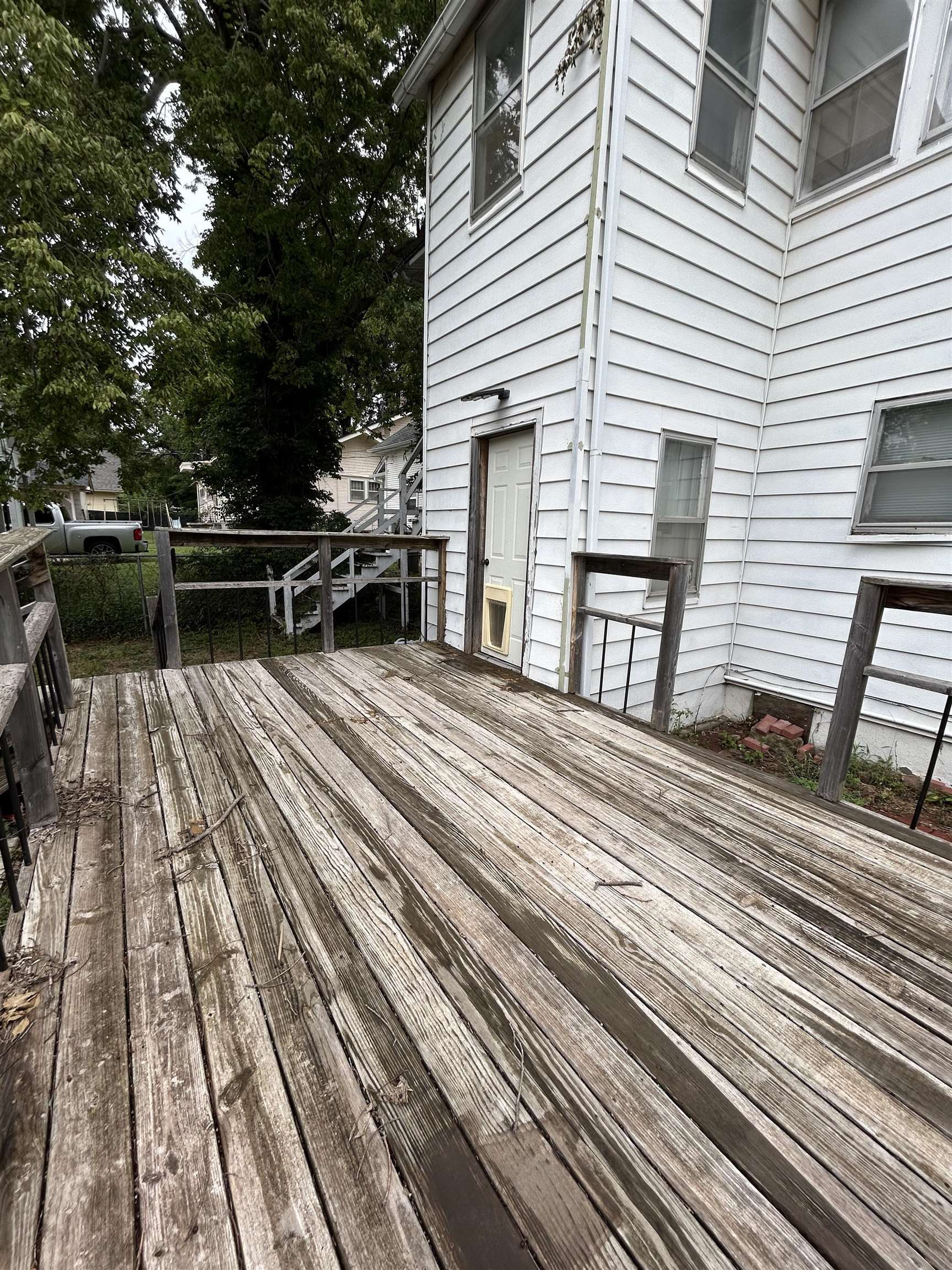 315 E Central Arkansas City KS 37005