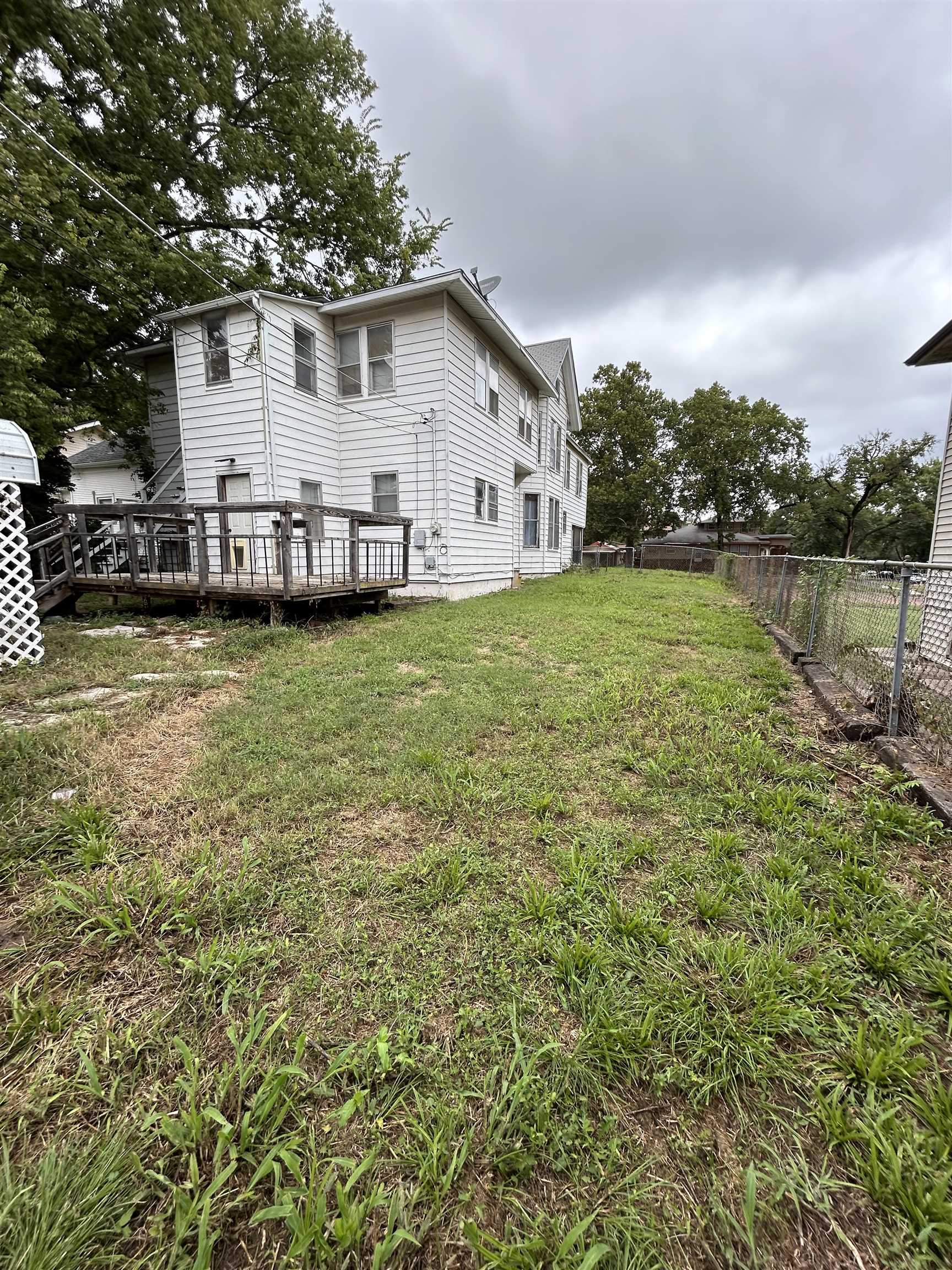 315 E Central Arkansas City KS 37005