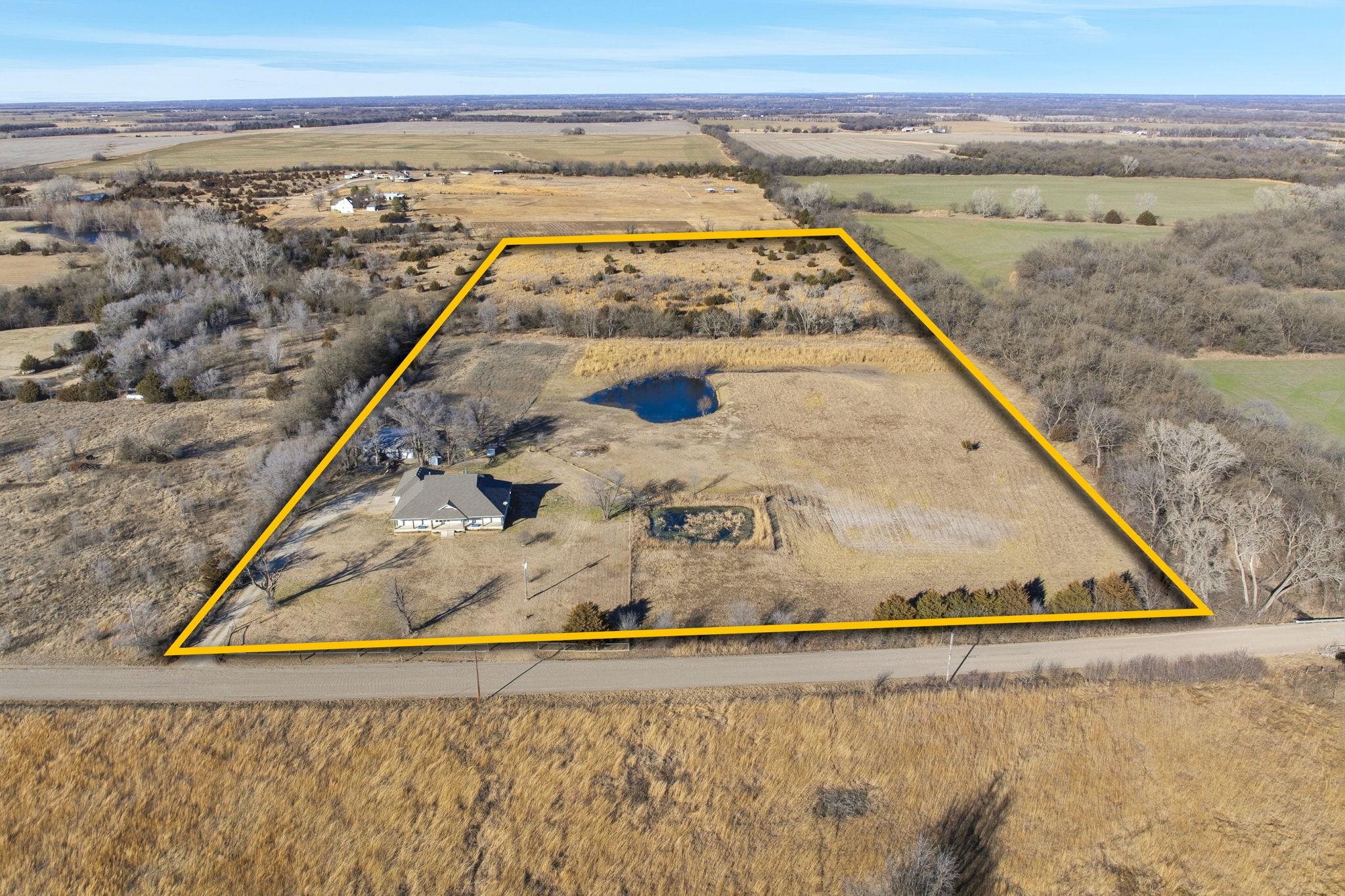 740 E 70th Avenue N Belle Plaine KS 67013