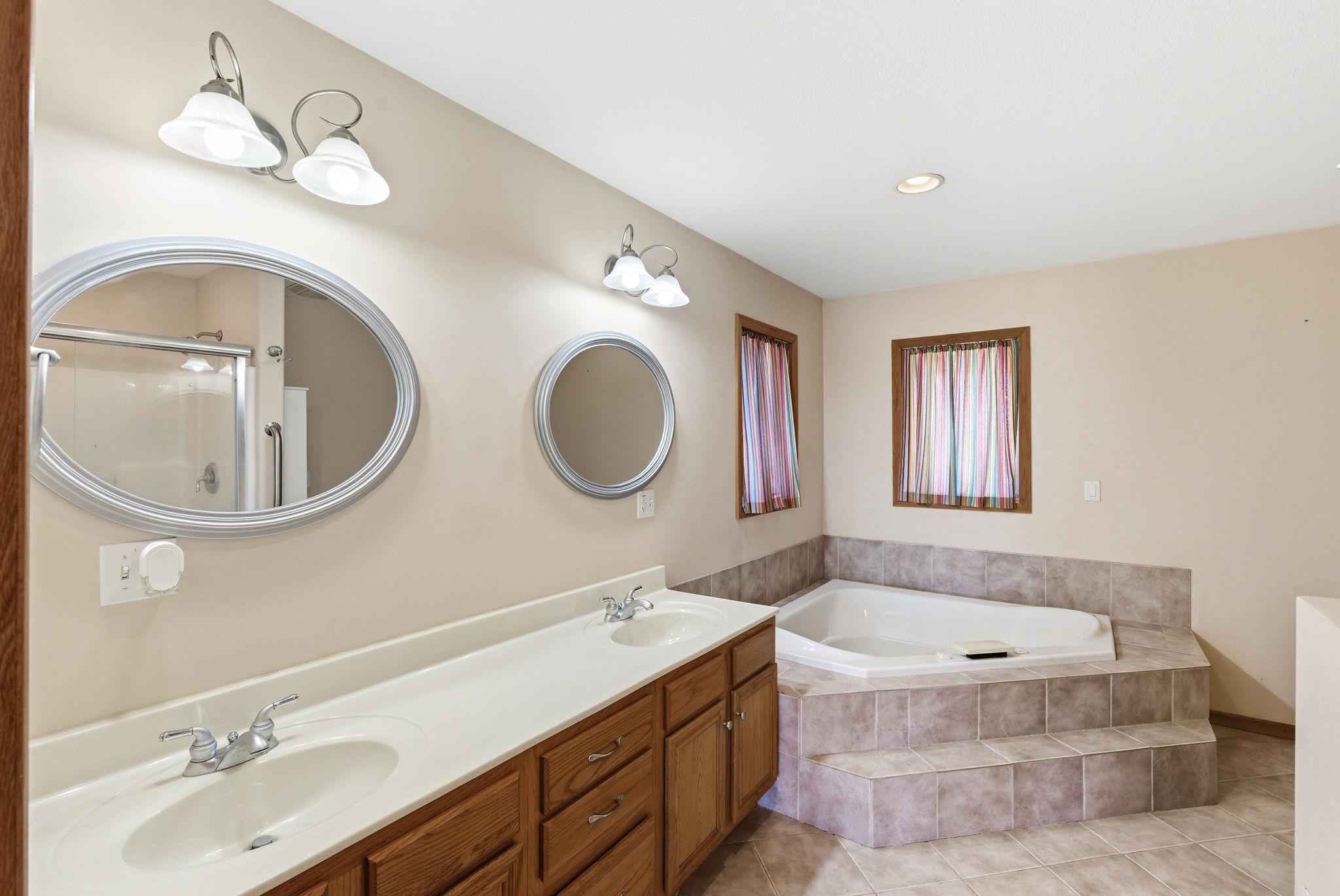 740 E 70th Avenue N Belle Plaine KS 67013