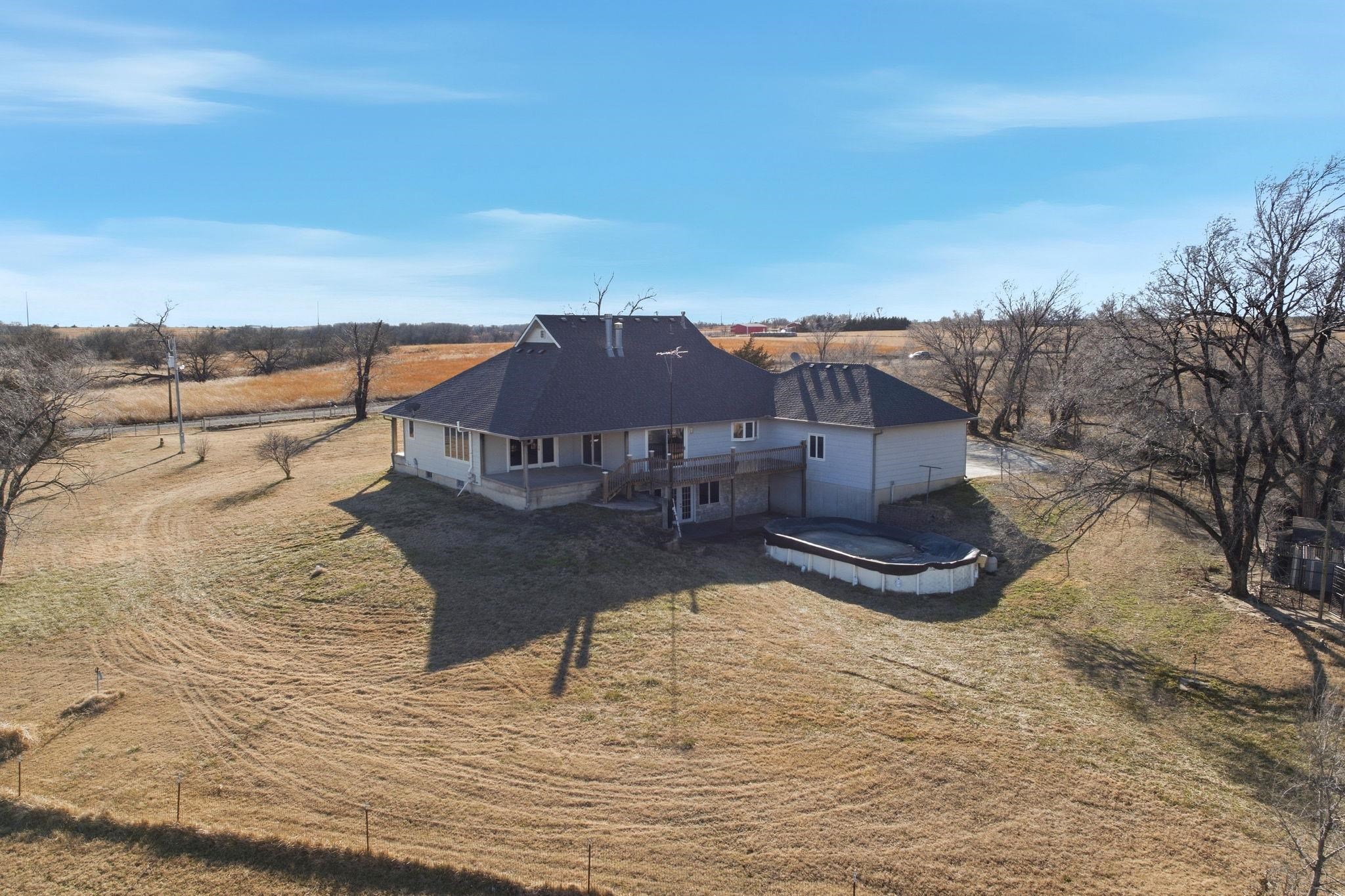 740 E 70th Avenue N Belle Plaine KS 67013