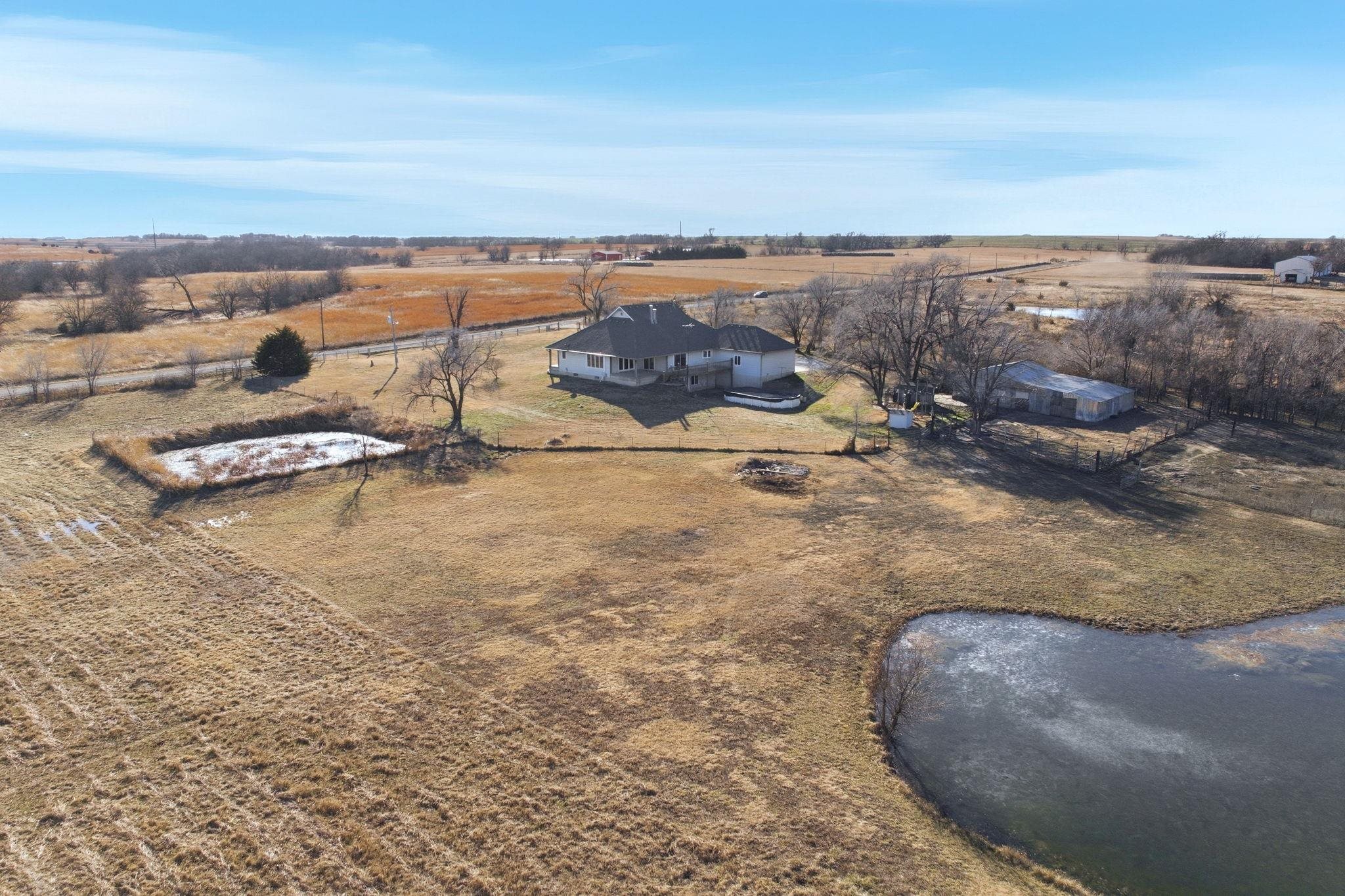 740 E 70th Avenue N Belle Plaine KS 67013