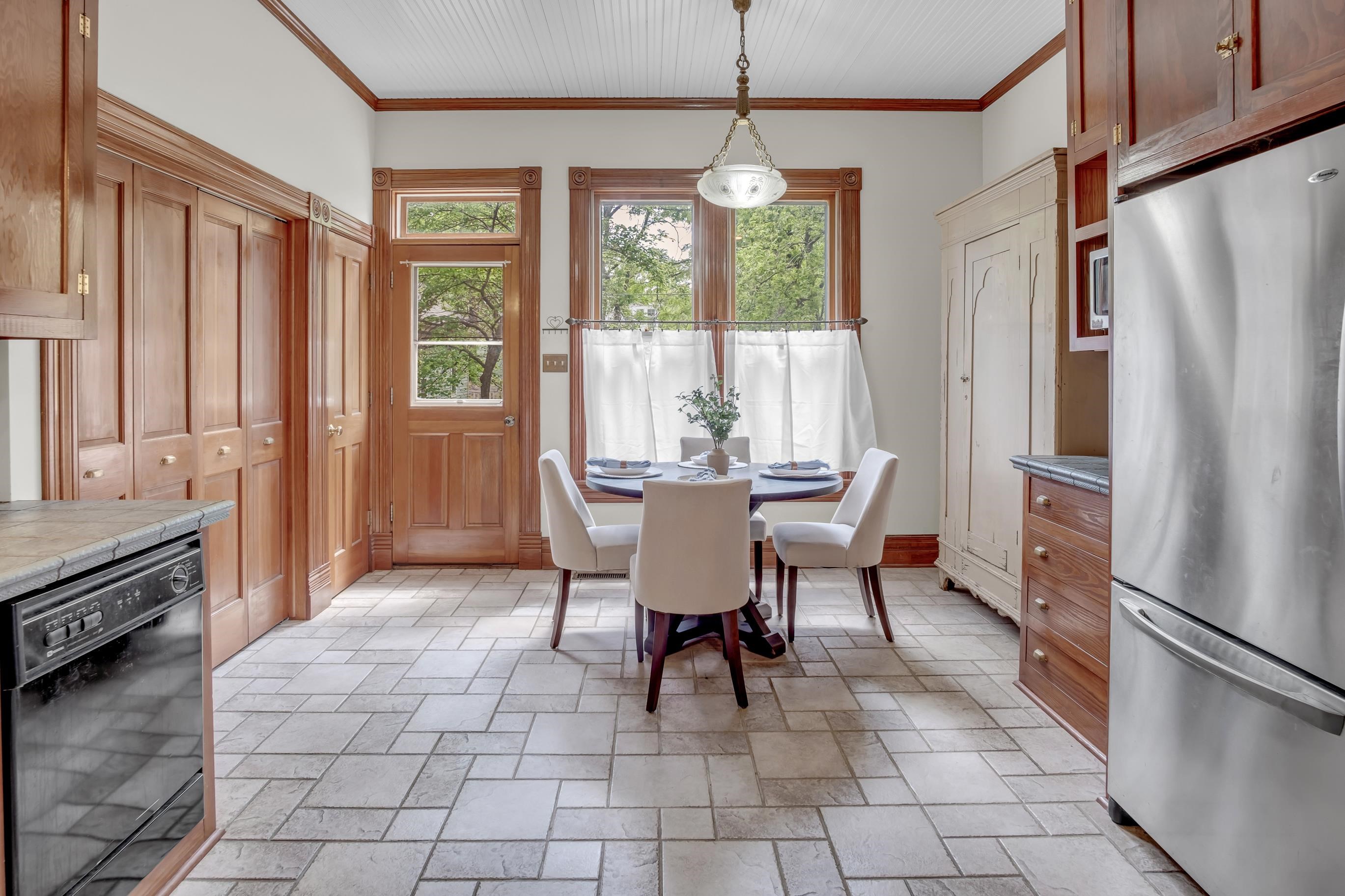 309 E 4th Street Newton KS 67114