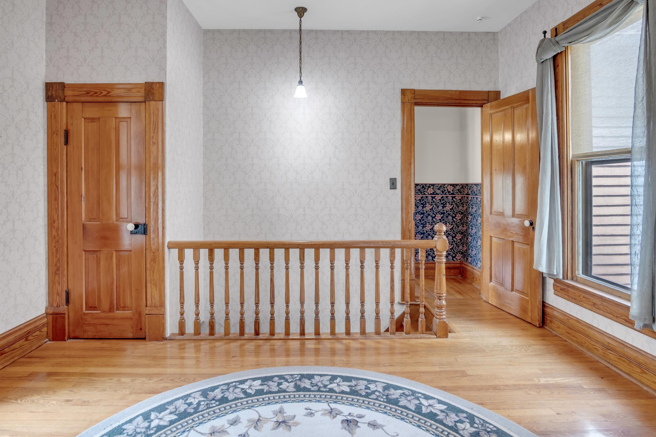 309 E 4th Street Newton KS 67114