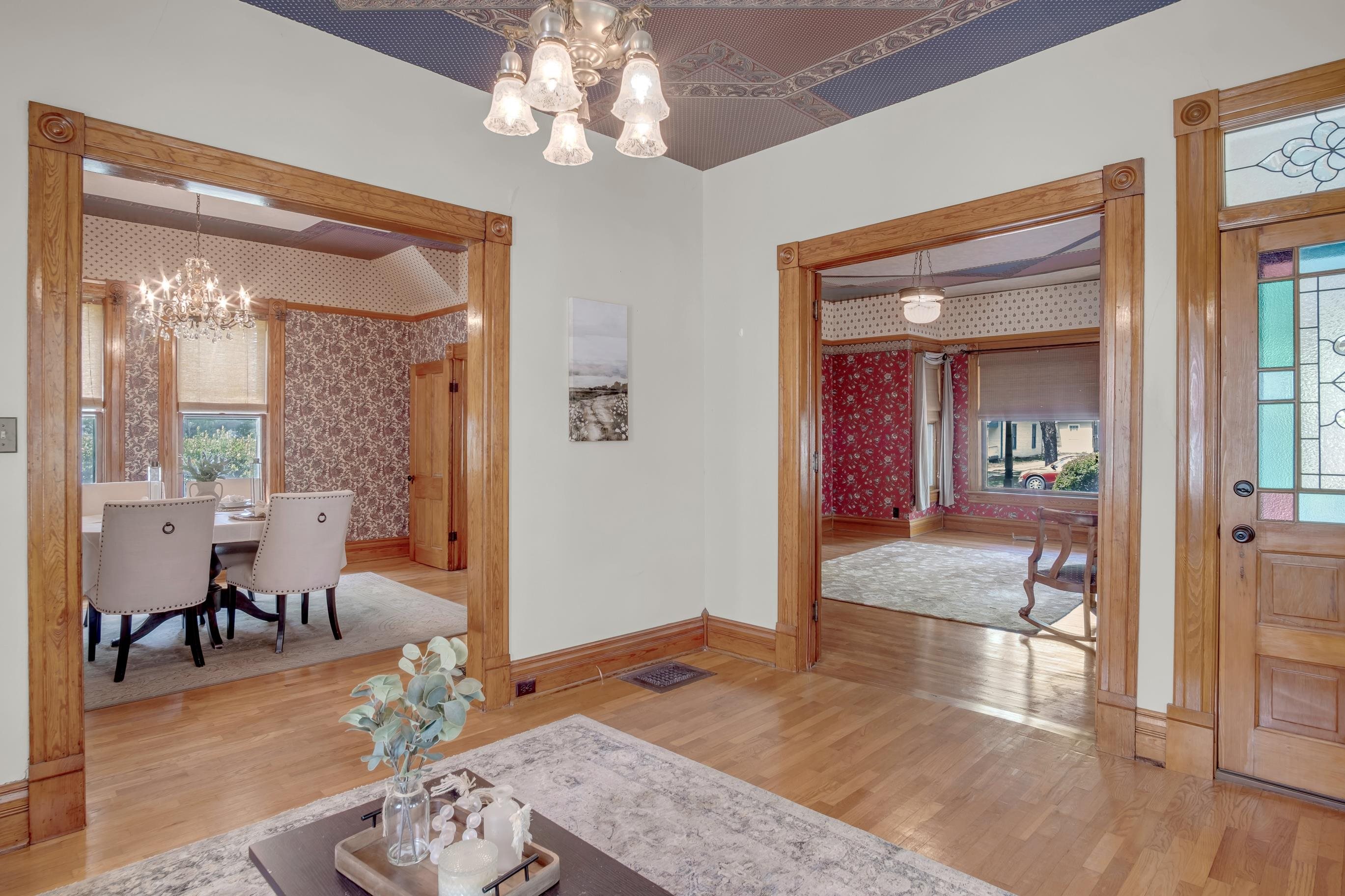 309 E 4th Street Newton KS 67114