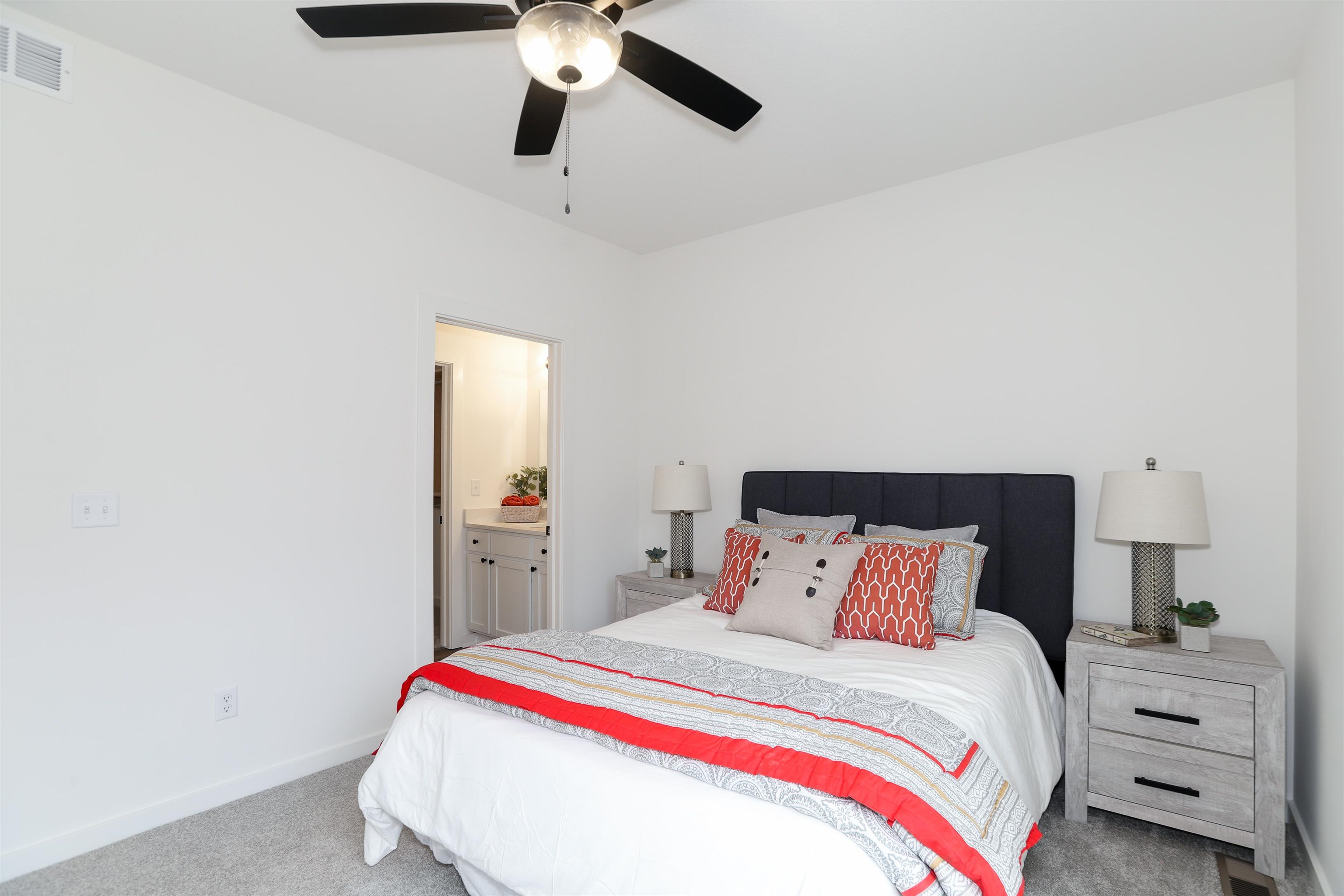 5360 N Pinecrest Street Bel Aire KS 67220