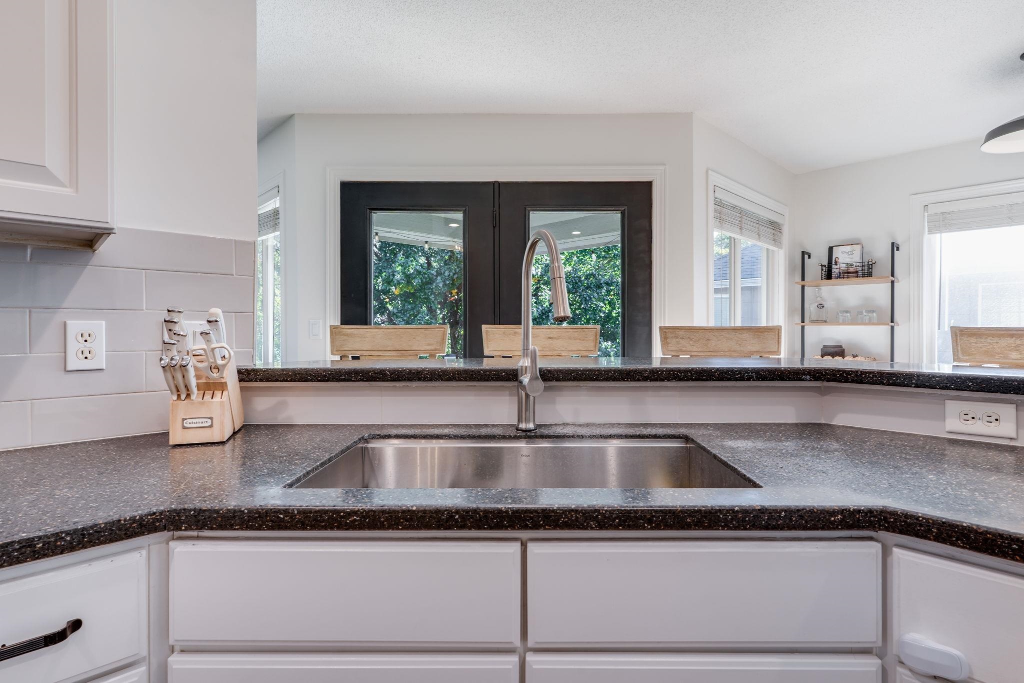 4460 N Rushwood Street Bel Aire KS 67226-1475