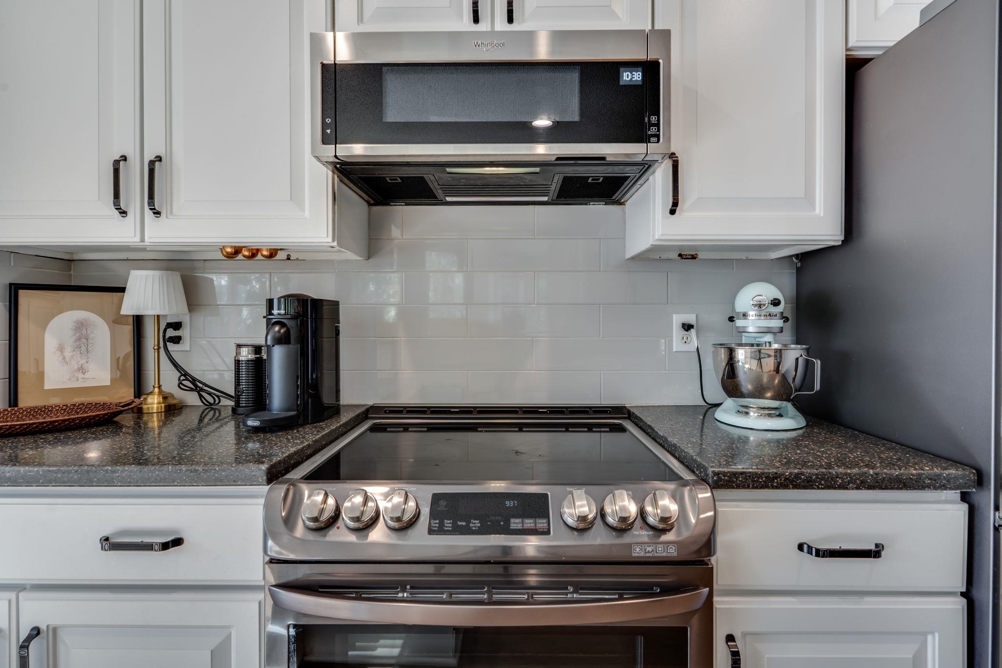 4460 N Rushwood Street Bel Aire KS 67226-1475