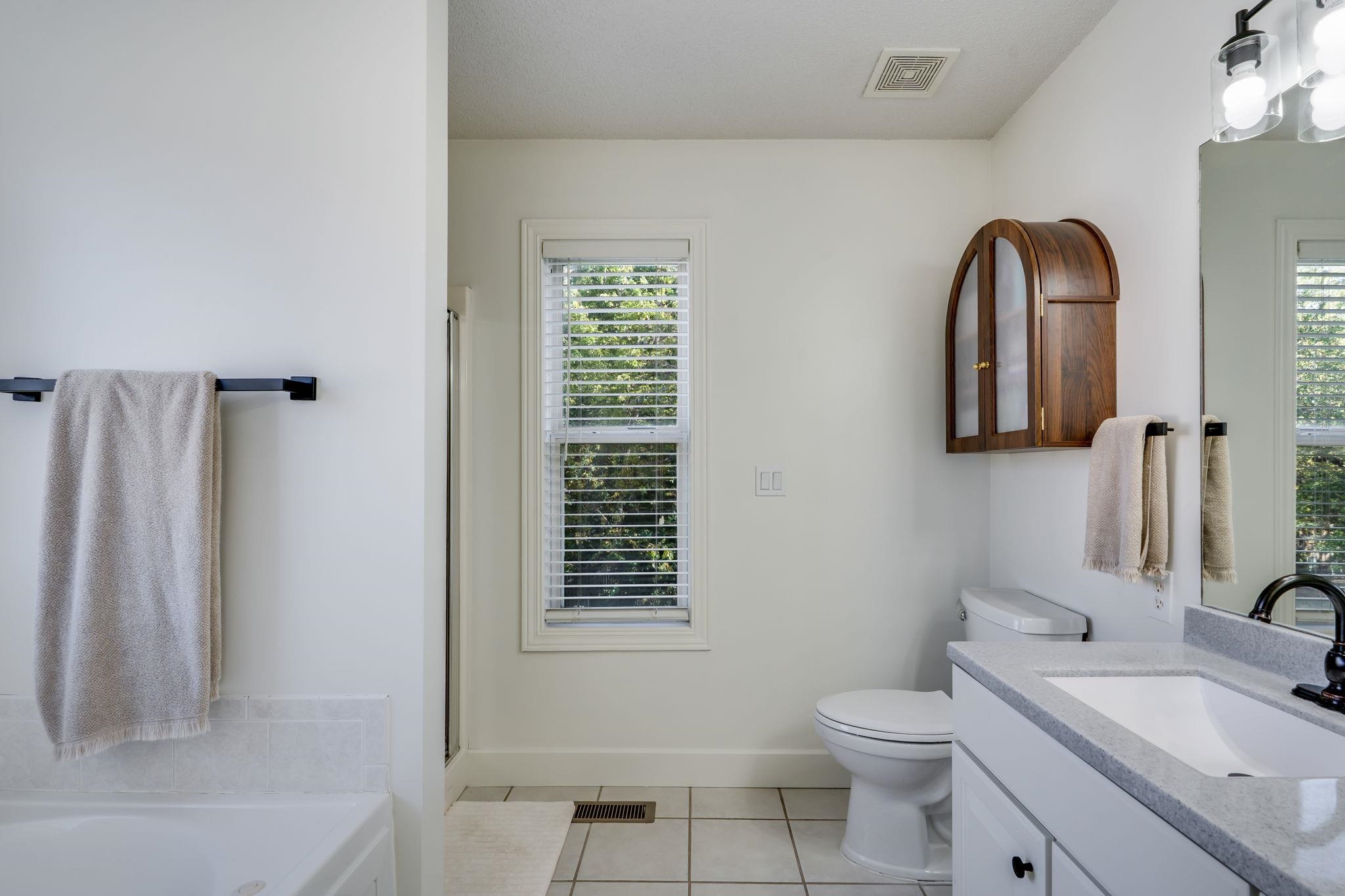 4460 N Rushwood Street Bel Aire KS 67226-1475