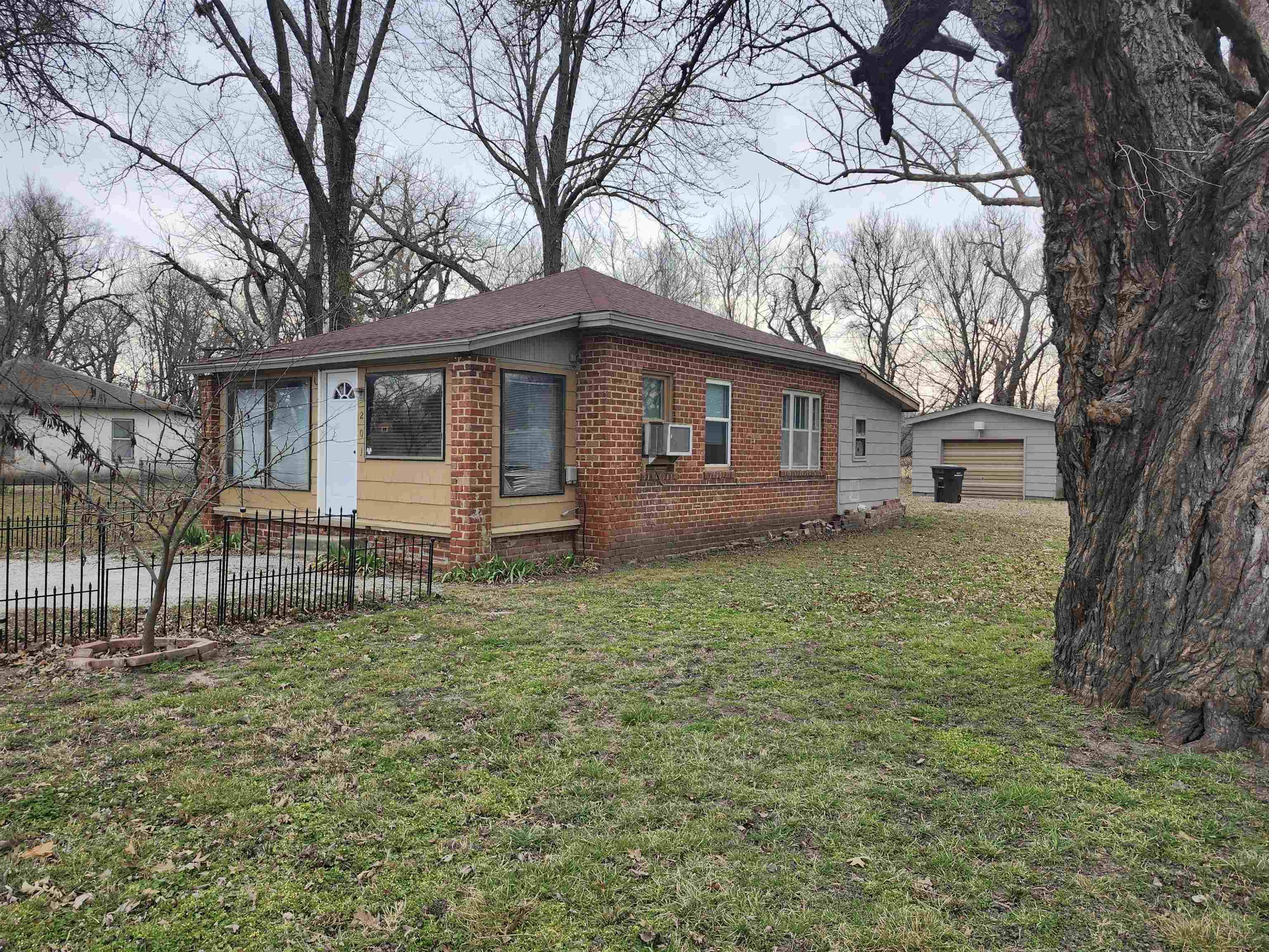 201 S 10th Street Arkansas City KS 67005