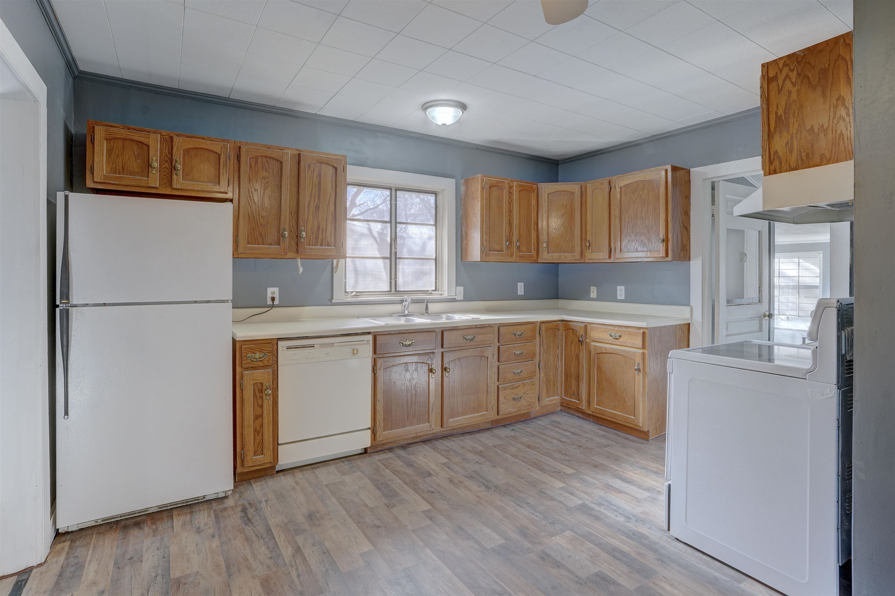 1905 Loomis Street Winfield KS 67156
