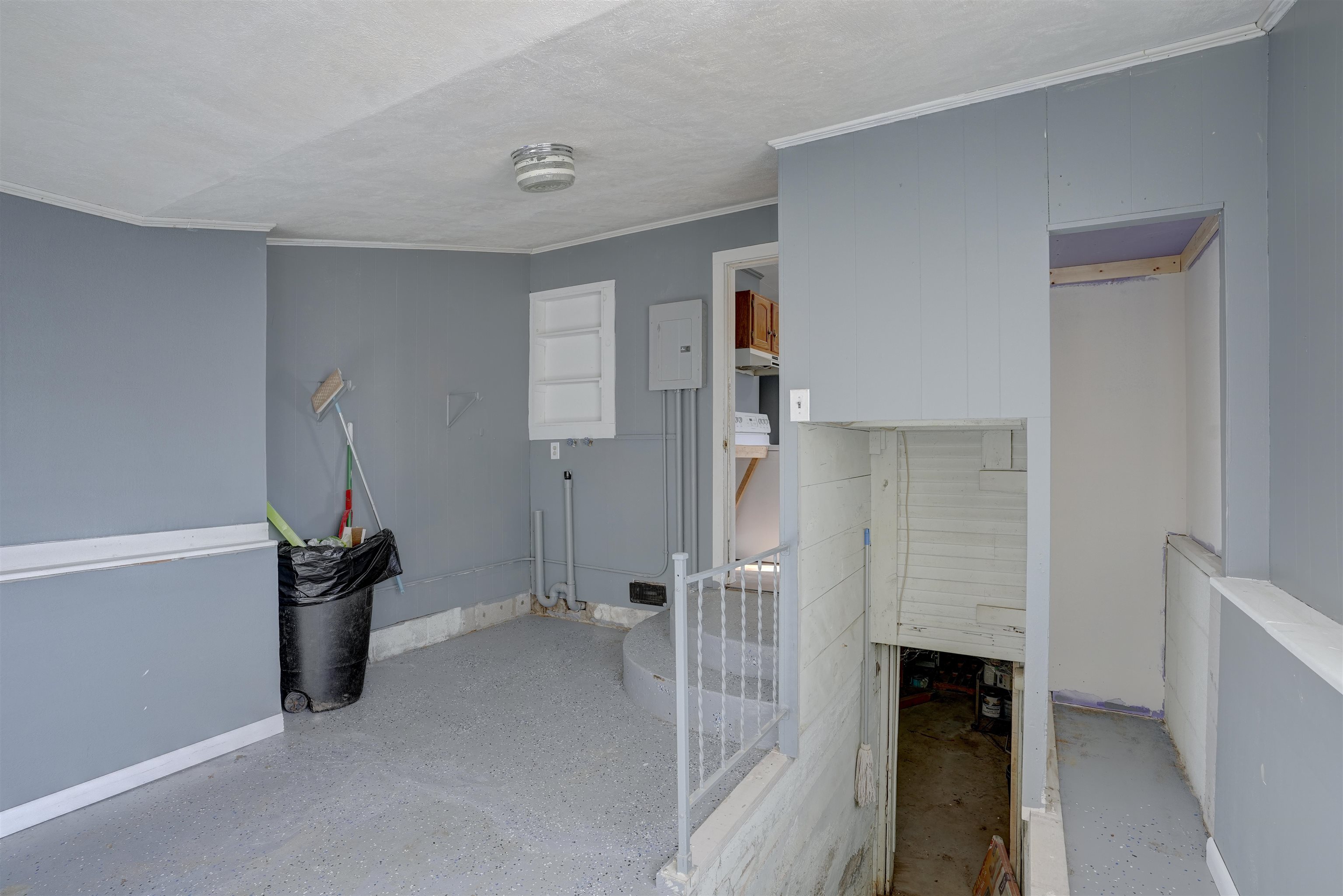 1905 Loomis Street Winfield KS 67156