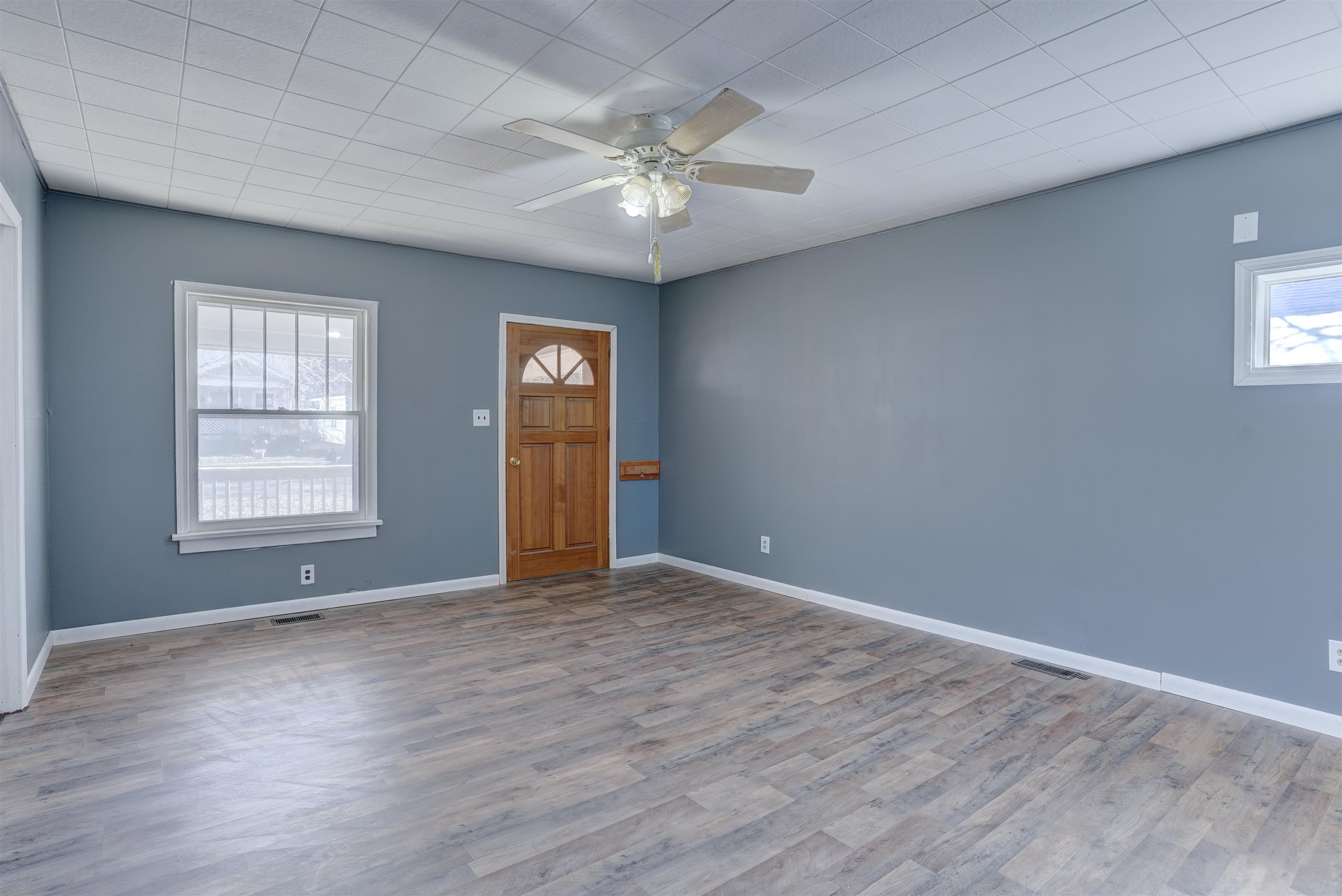 1905 Loomis Street Winfield KS 67156