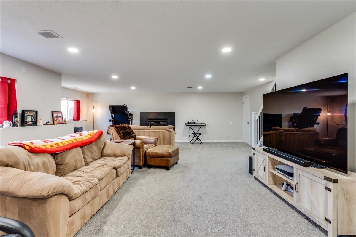 422 W Tuscany Drive Andover KS 67002