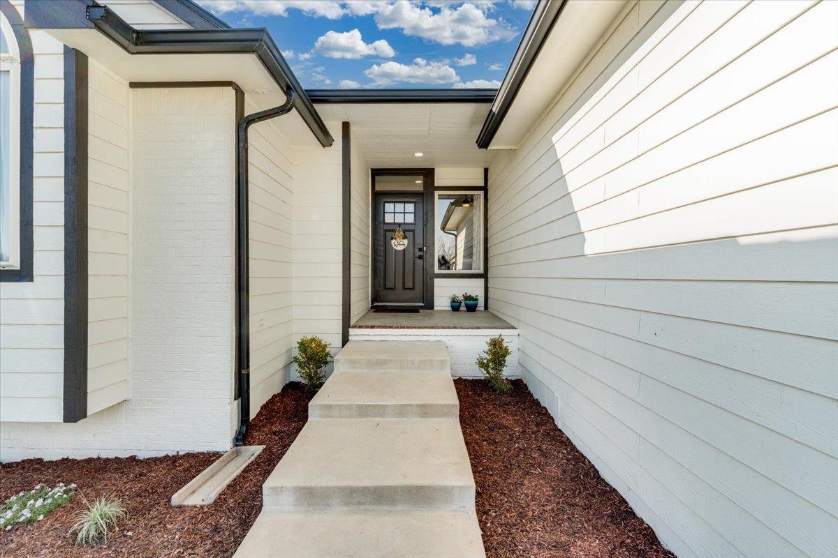 422 W Tuscany Drive Andover KS 67002