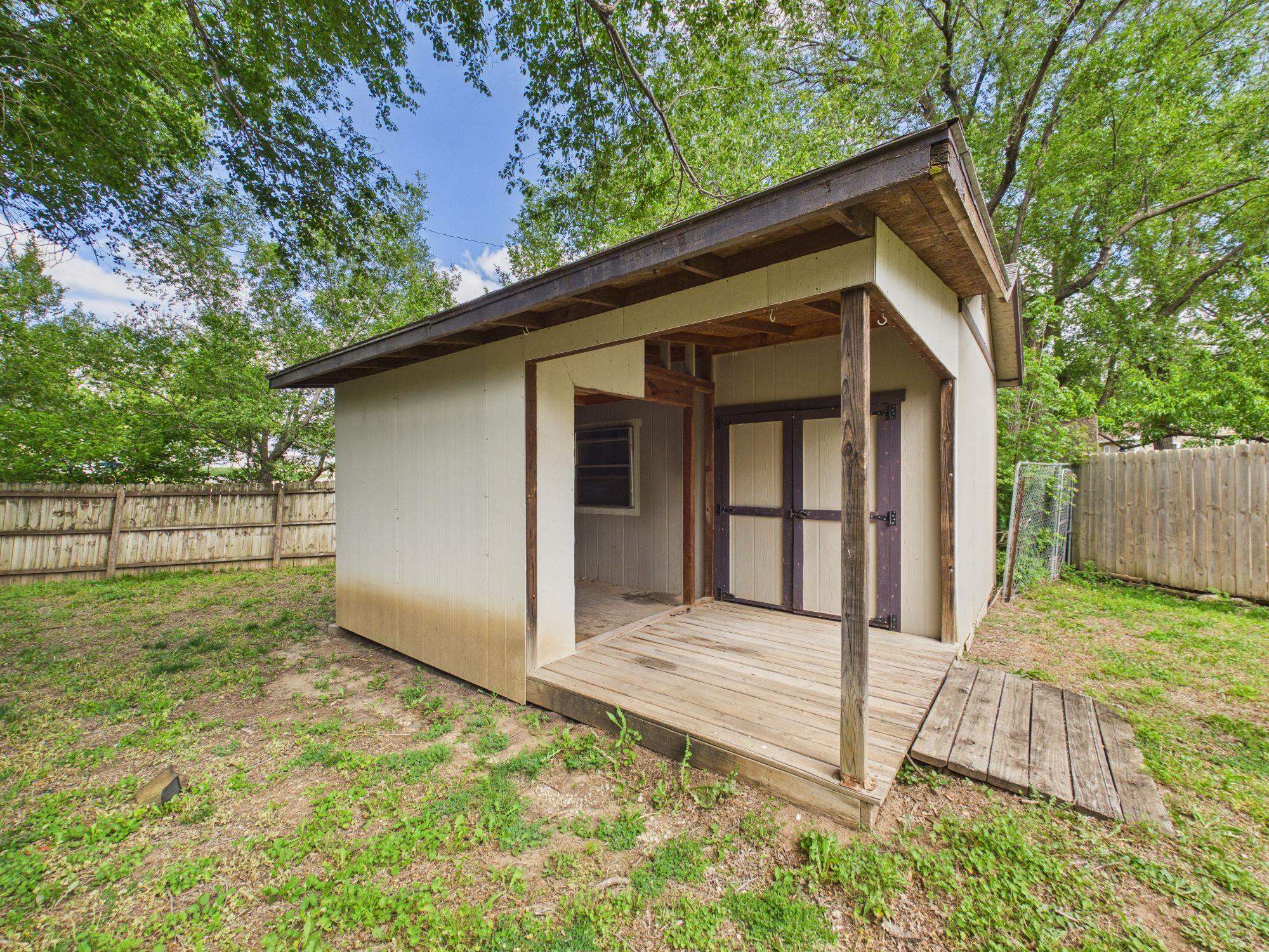 6560 N Tarrytown Street Park City KS 67219