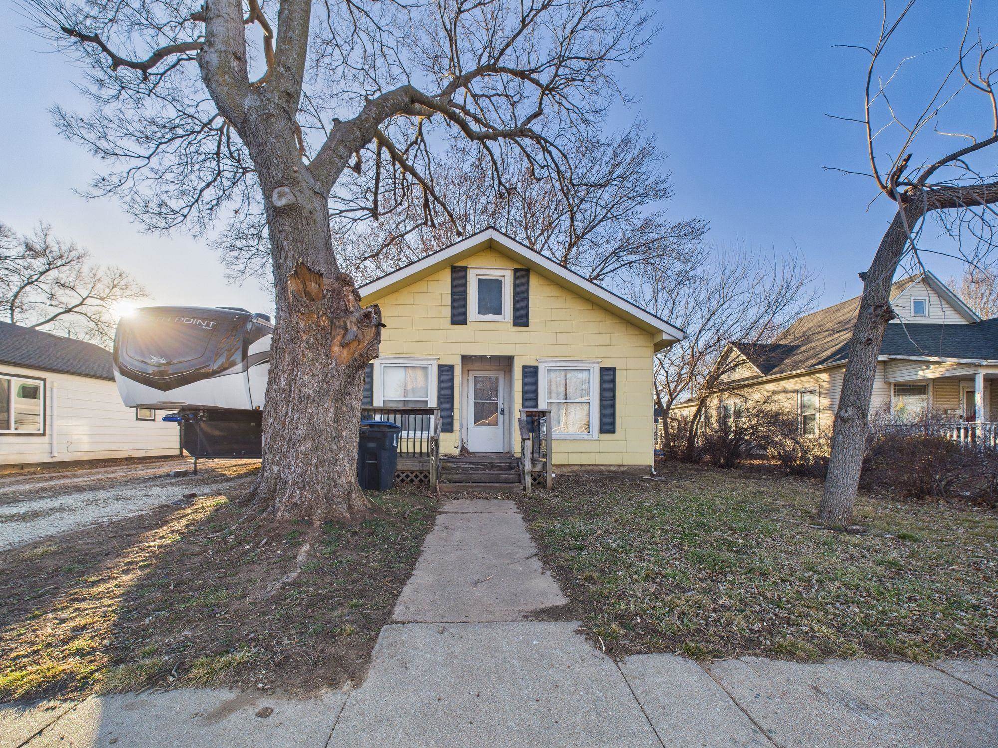 327 Residence Street El Dorado KS 67042