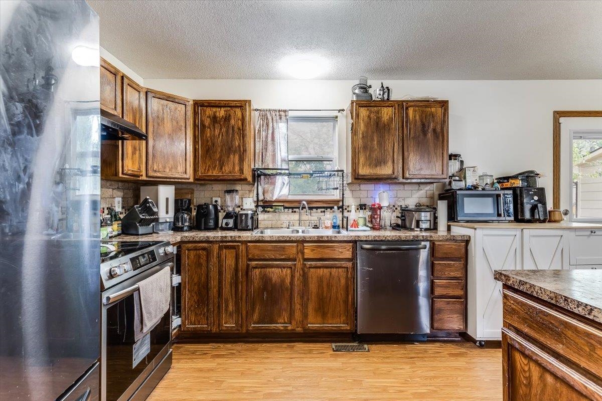202 N Nevada Circle Wichita KS 67212