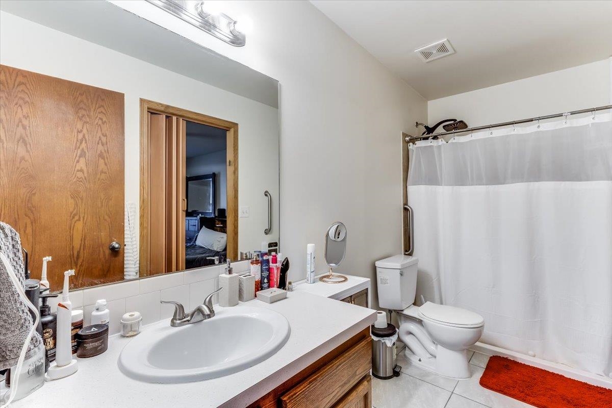 202 N Nevada Circle Wichita KS 67212