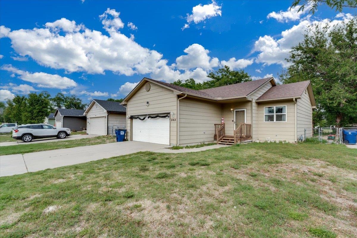 202 N Nevada Circle Wichita KS 67212