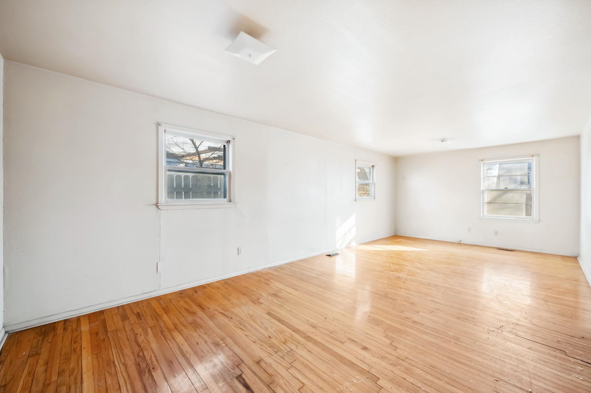 2819 Ellen Wichita KS 67219