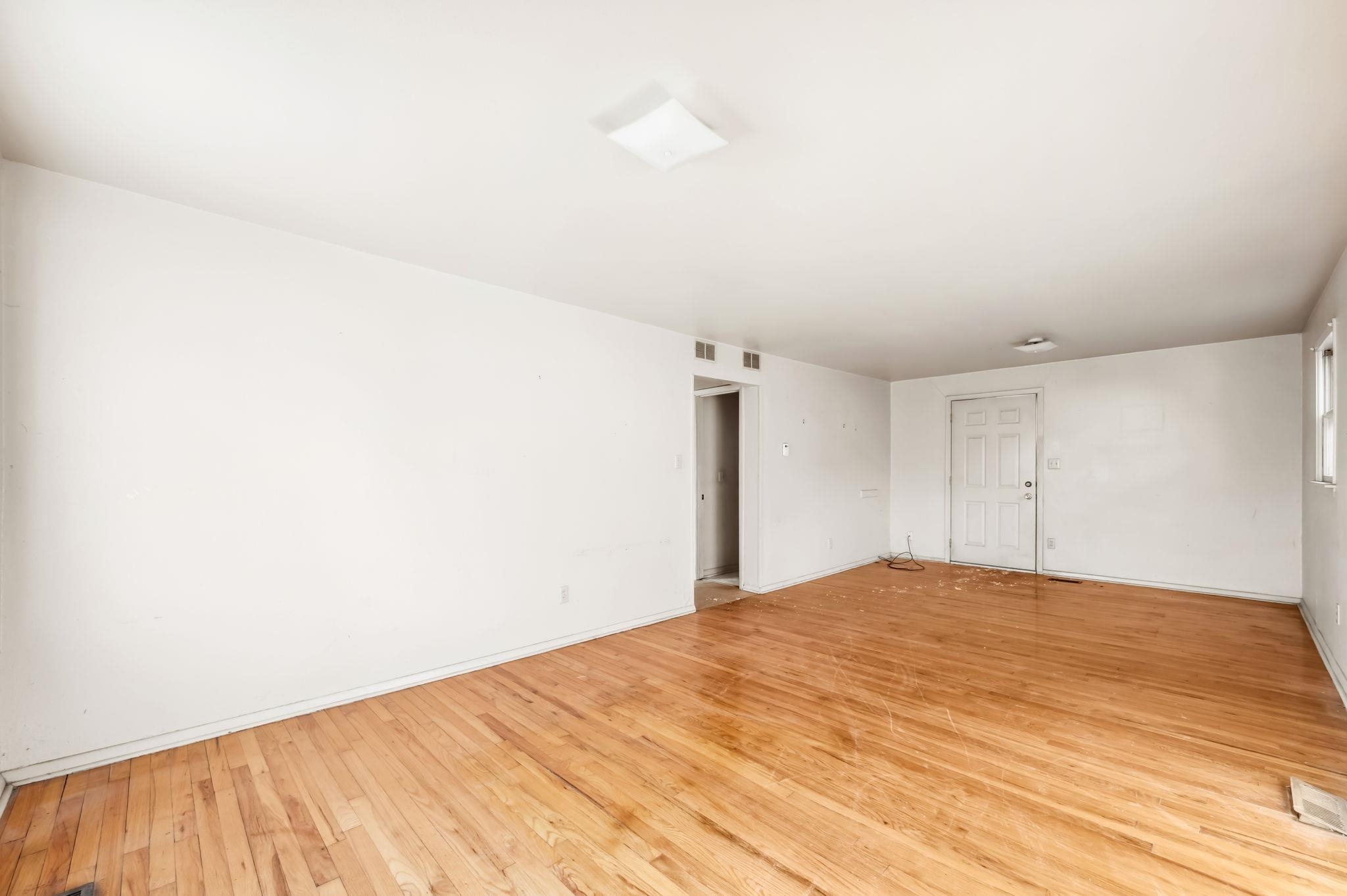 2819 Ellen Wichita KS 67219