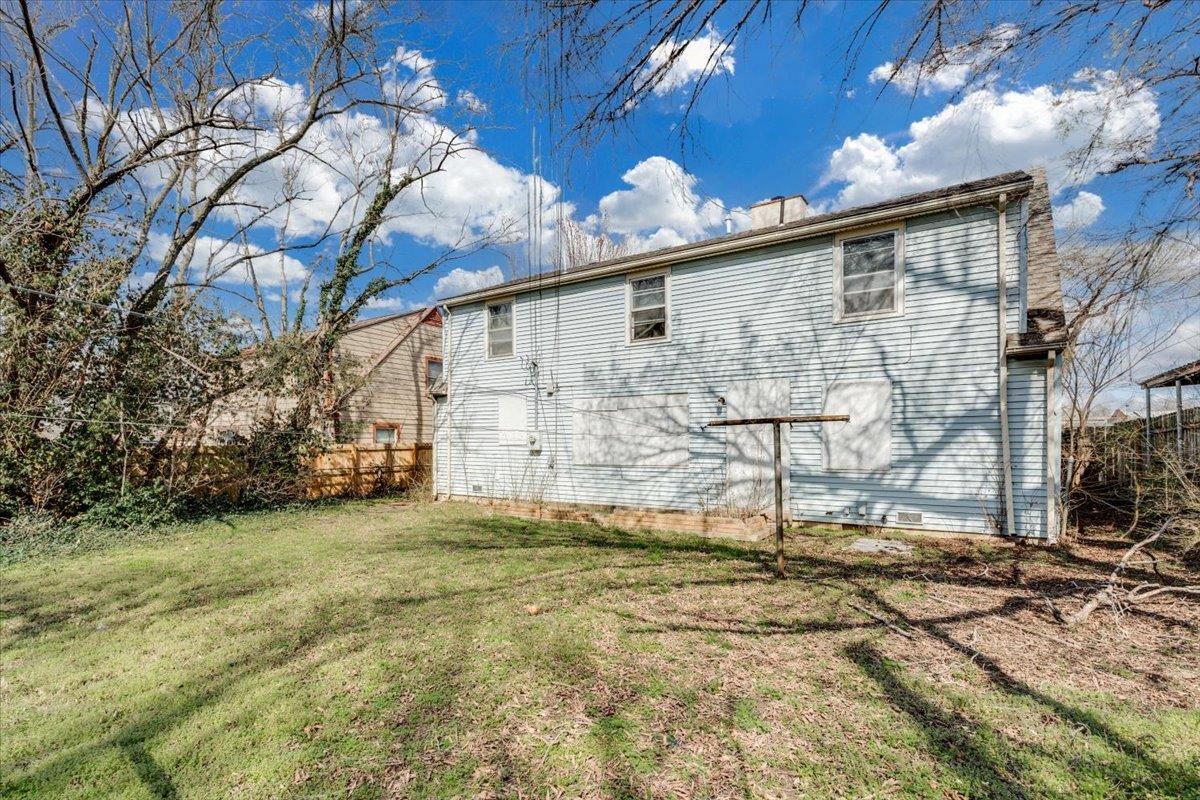2819 Ellen Wichita KS 67219