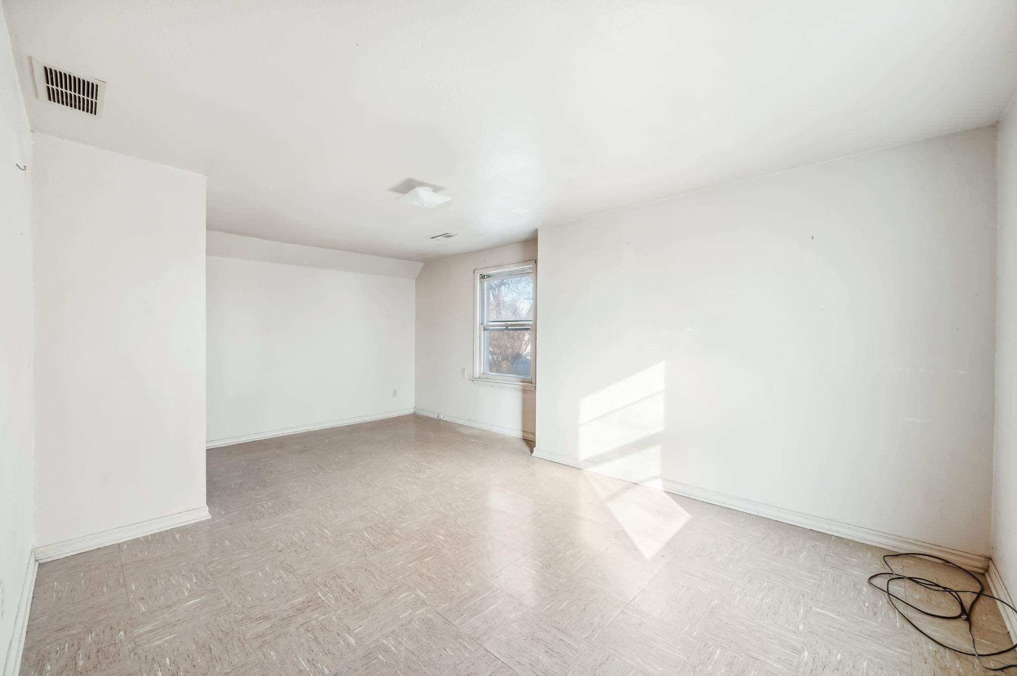 2819 Ellen Wichita KS 67219