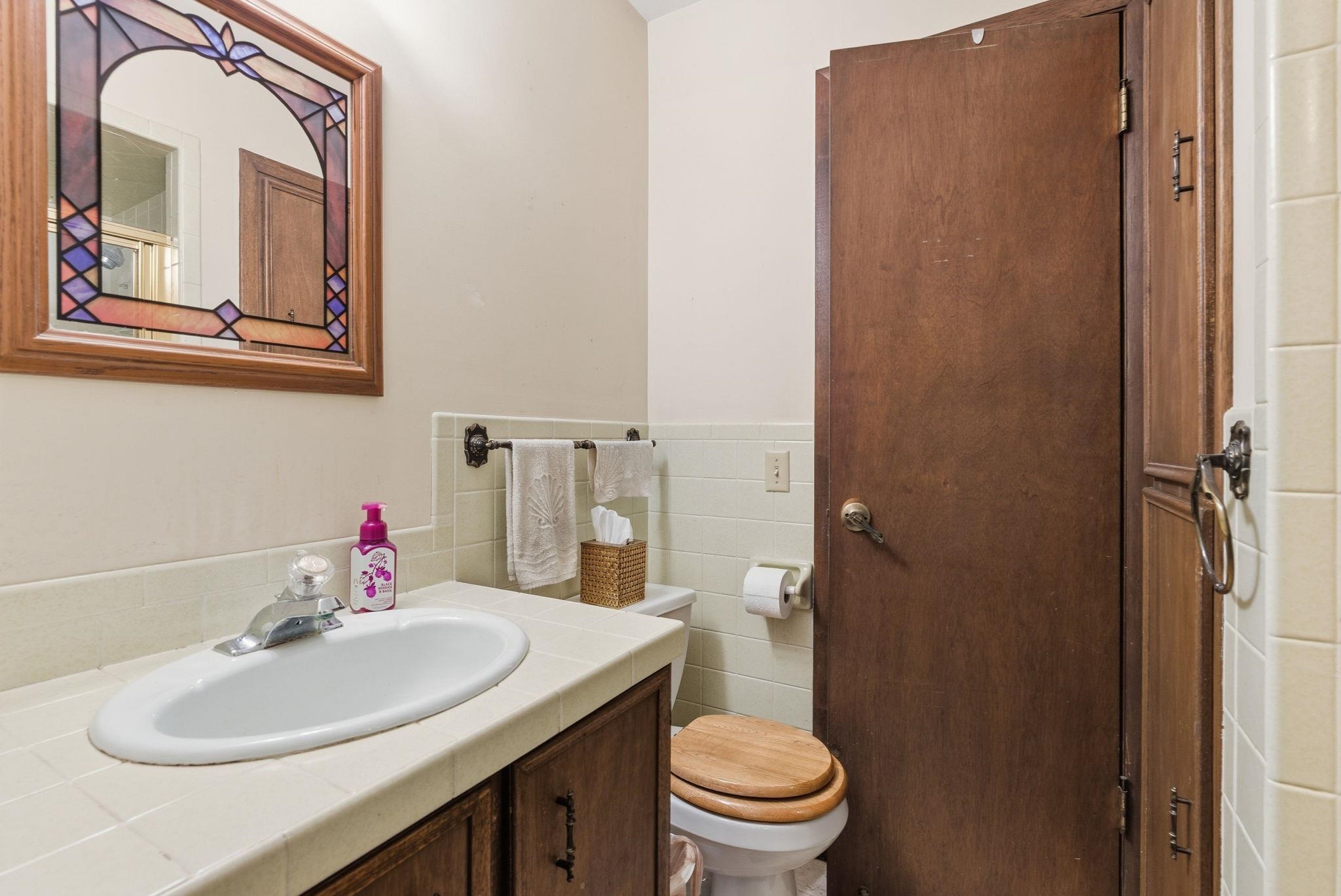 2019 N Westridge Drive Wichita KS 67203