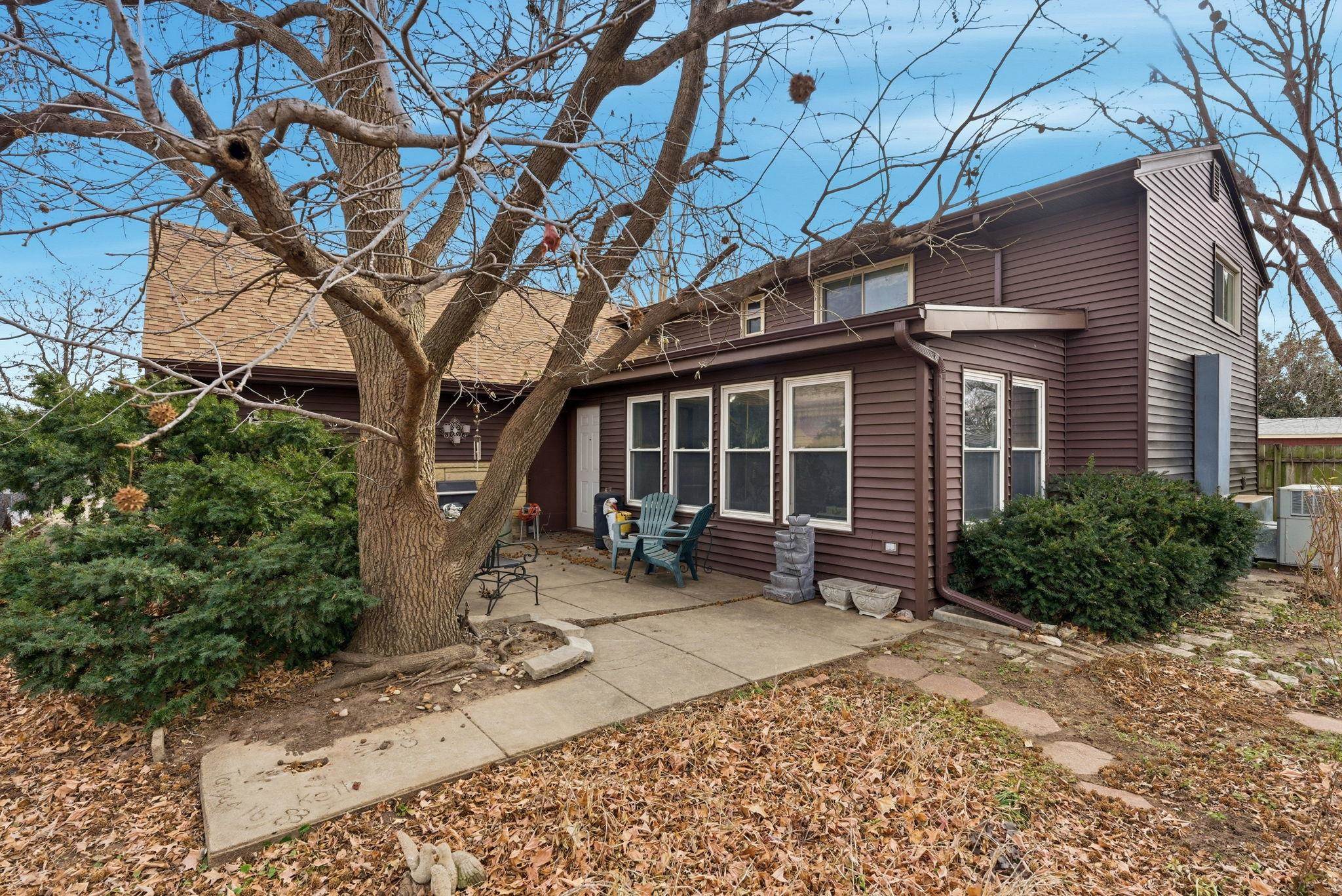 2019 N Westridge Drive Wichita KS 67203