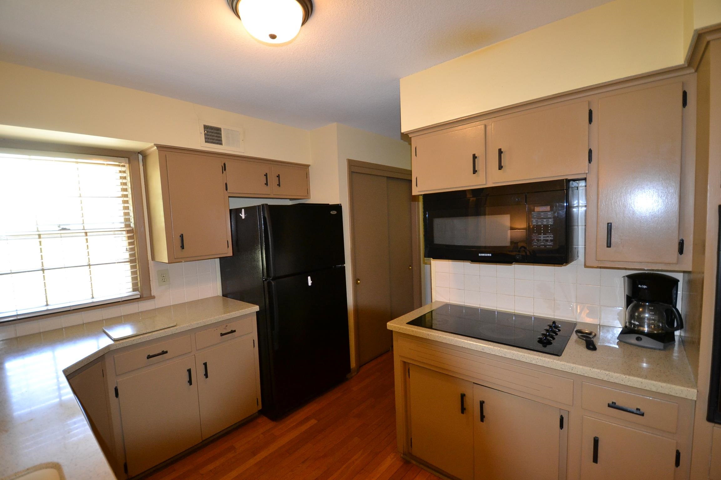 508 N Saint James Place Wichita KS 67206