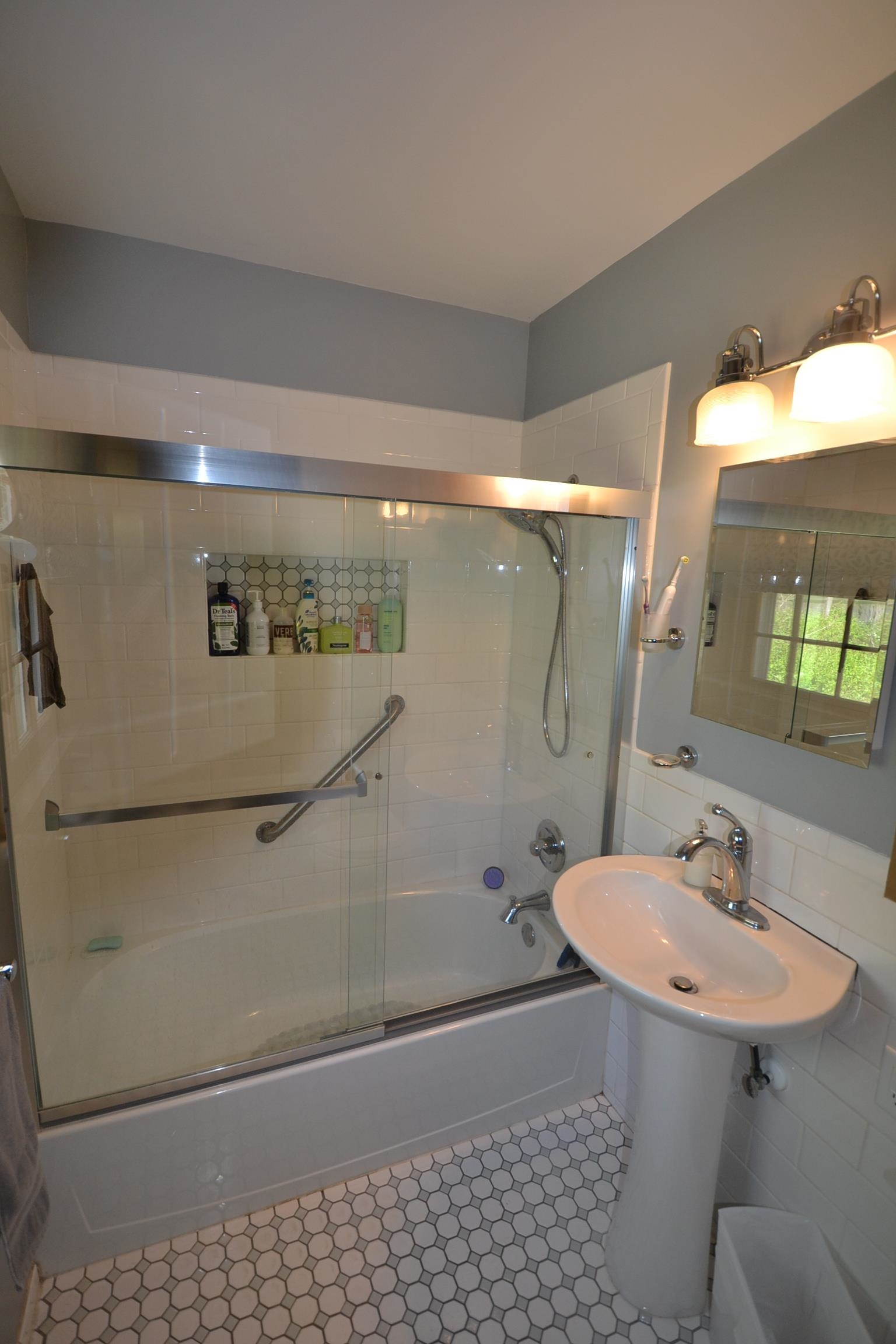 508 N Saint James Place Wichita KS 67206