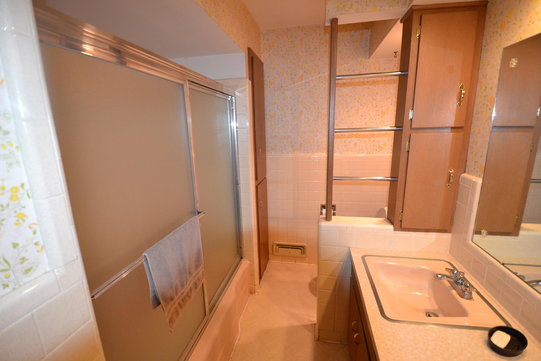 508 N Saint James Place Wichita KS 67206