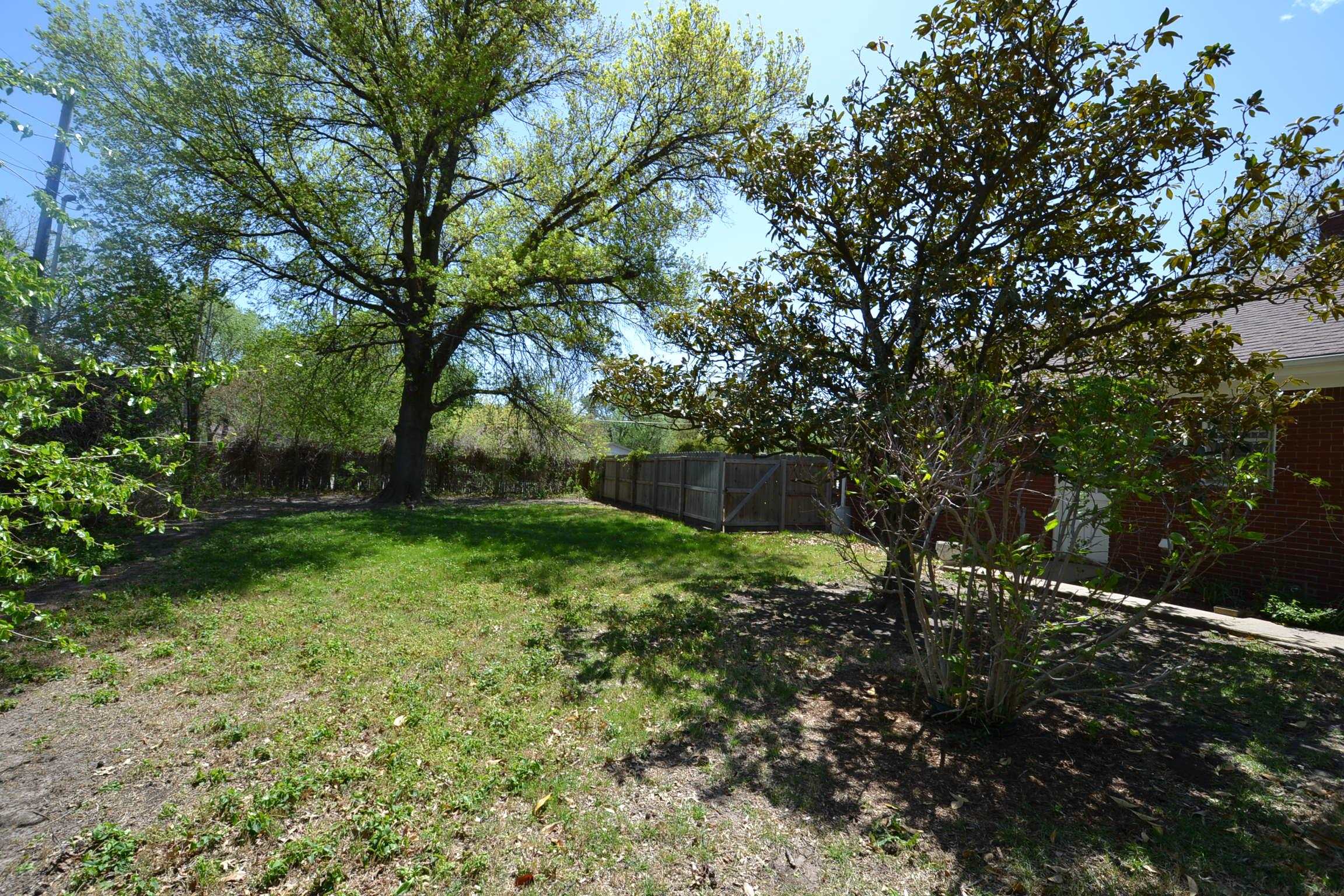 508 N Saint James Place Wichita KS 67206