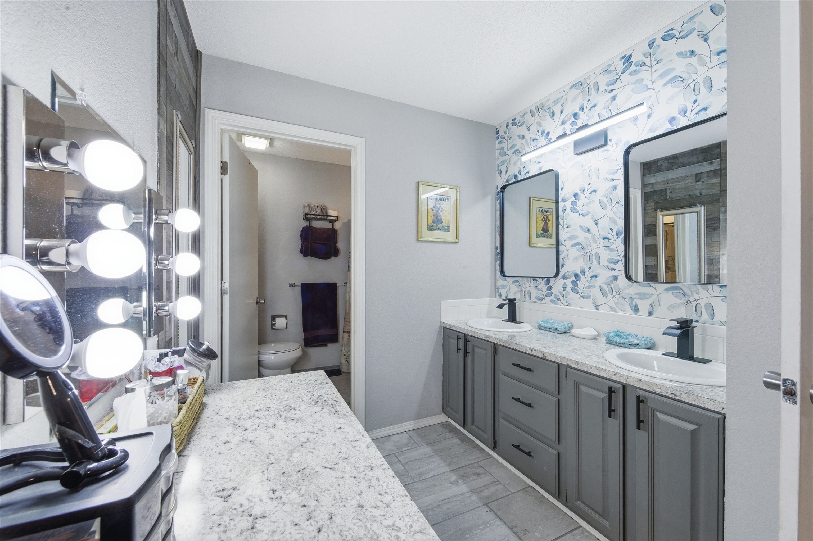 135 Chapel Drive Andover KS 67002