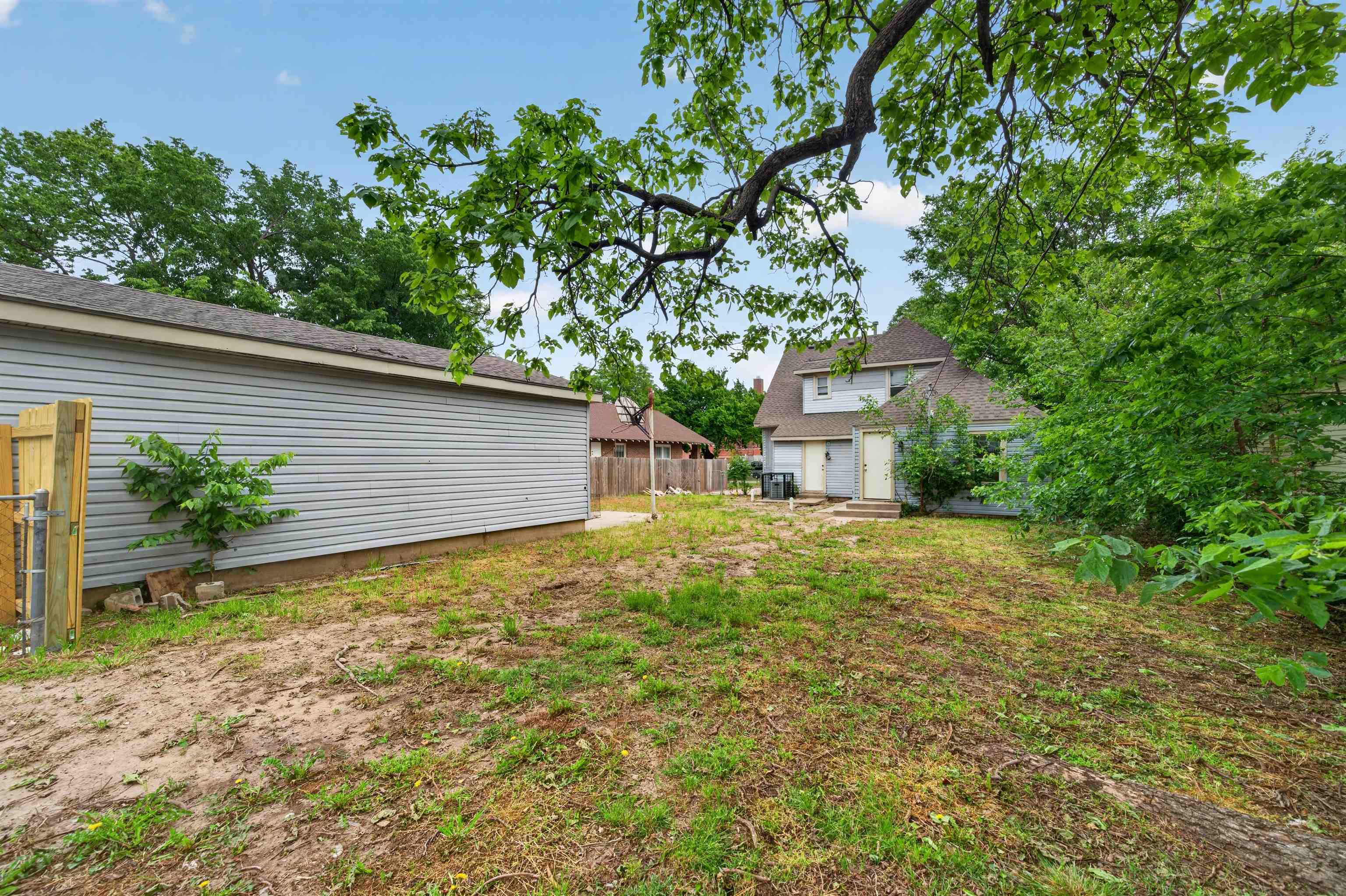 1423 S Market Wichita KS 67211