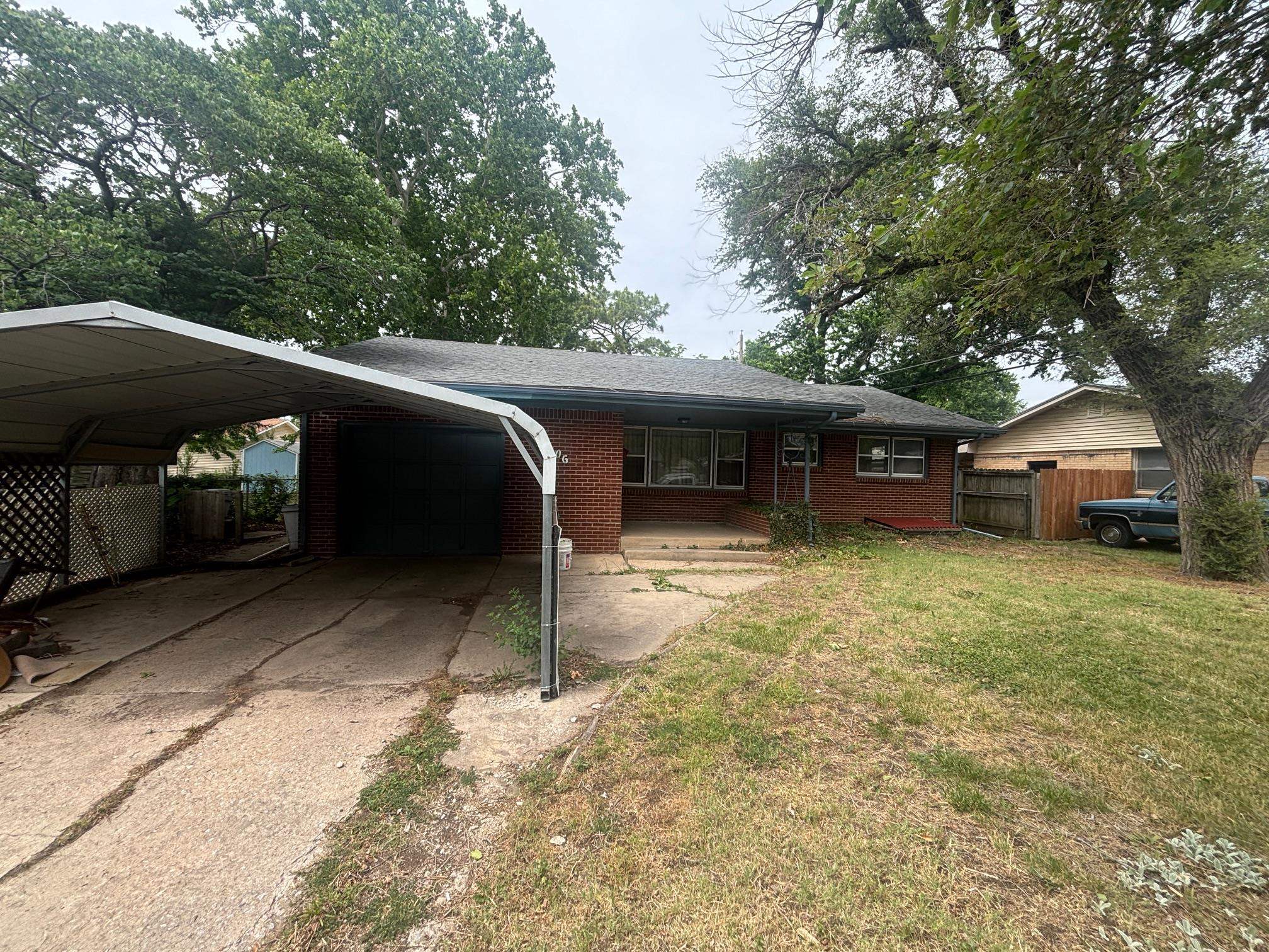 1406 W 29th S Wichita KS 67217