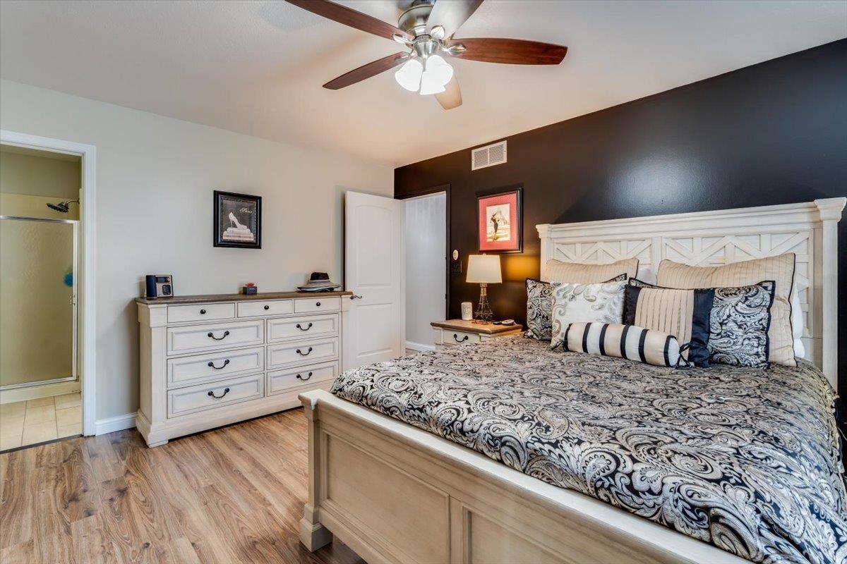 1312 E Warren Avenue Derby KS 67037