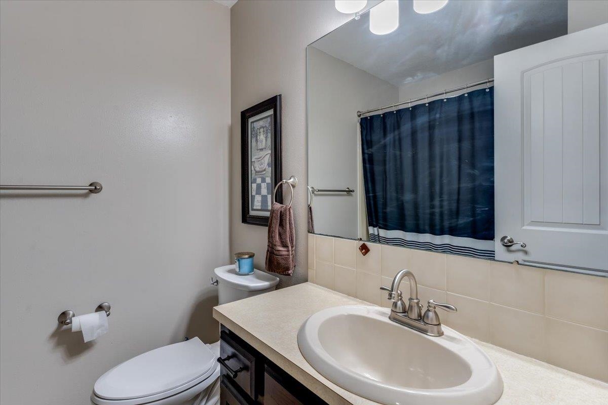 1312 E Warren Avenue Derby KS 67037