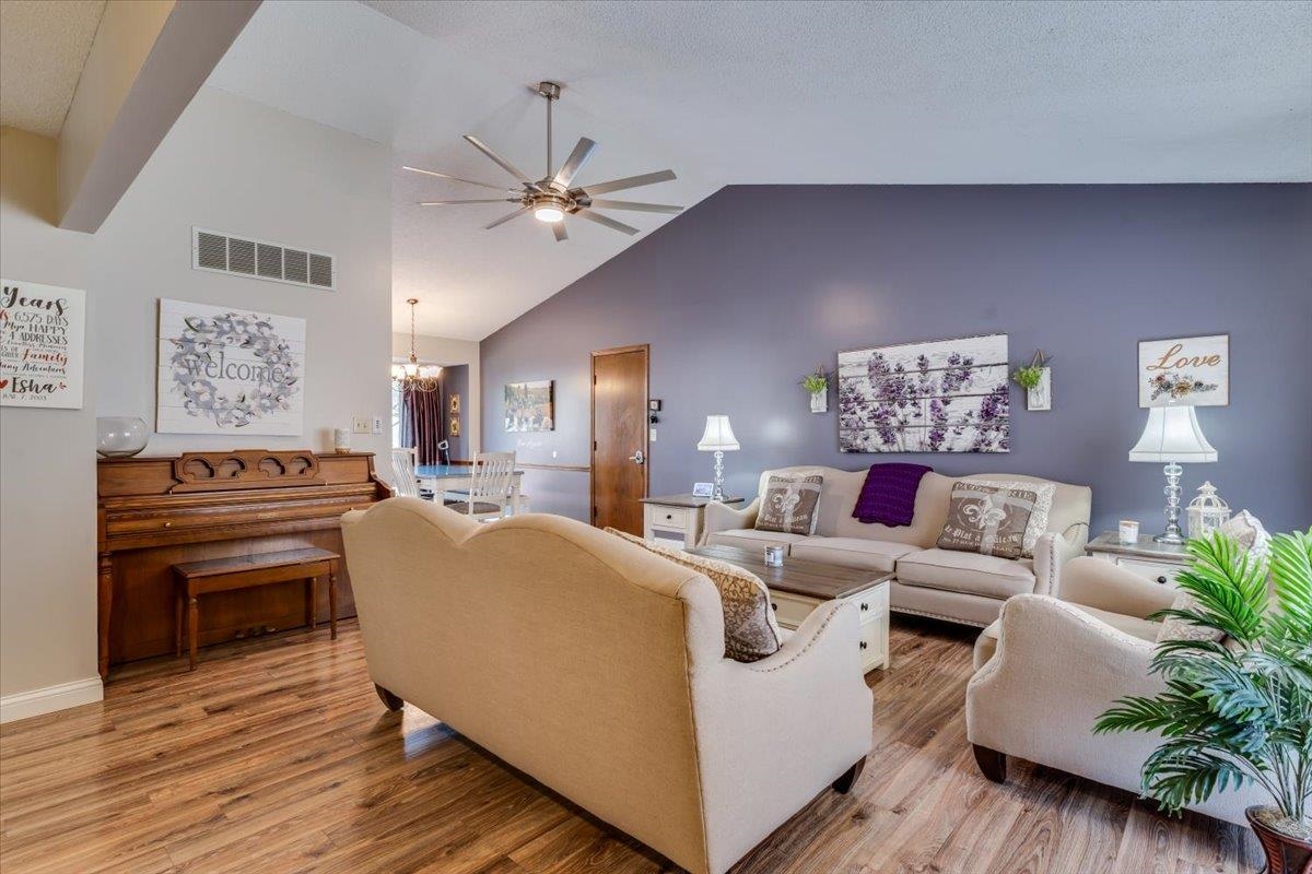 1312 E Warren Avenue Derby KS 67037