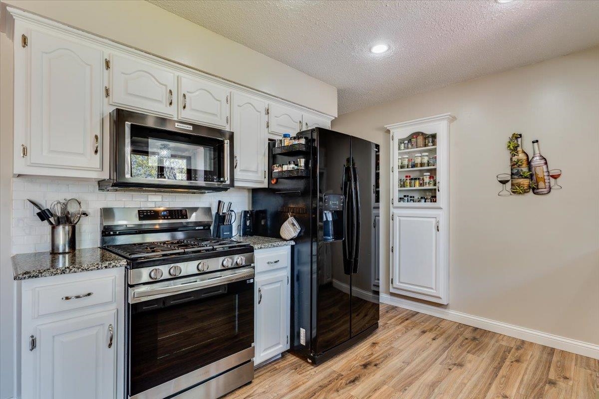 1312 E Warren Avenue Derby KS 67037