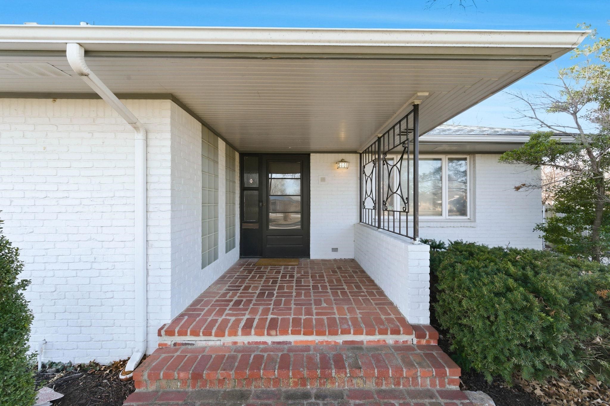 5401 E Polo Drive Wichita KS 67208