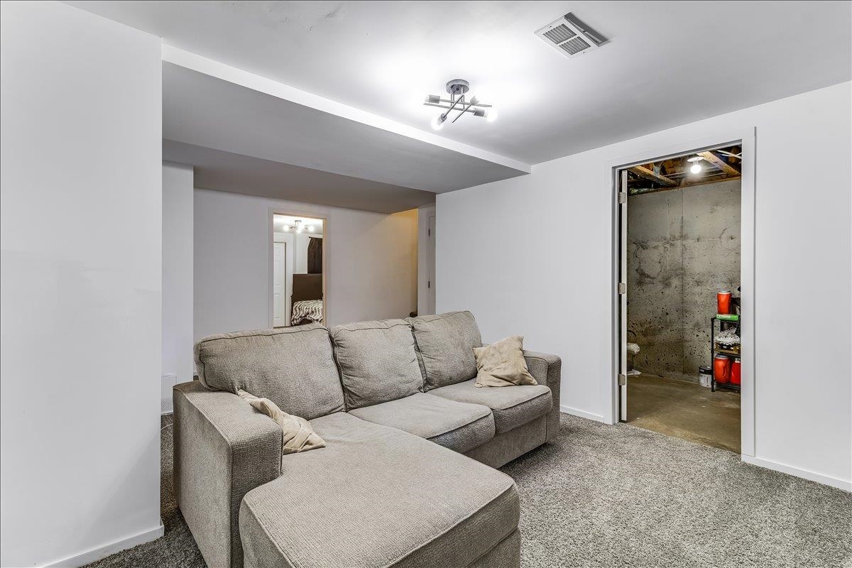2213 N Fallen Tree Court Derby KS 67037